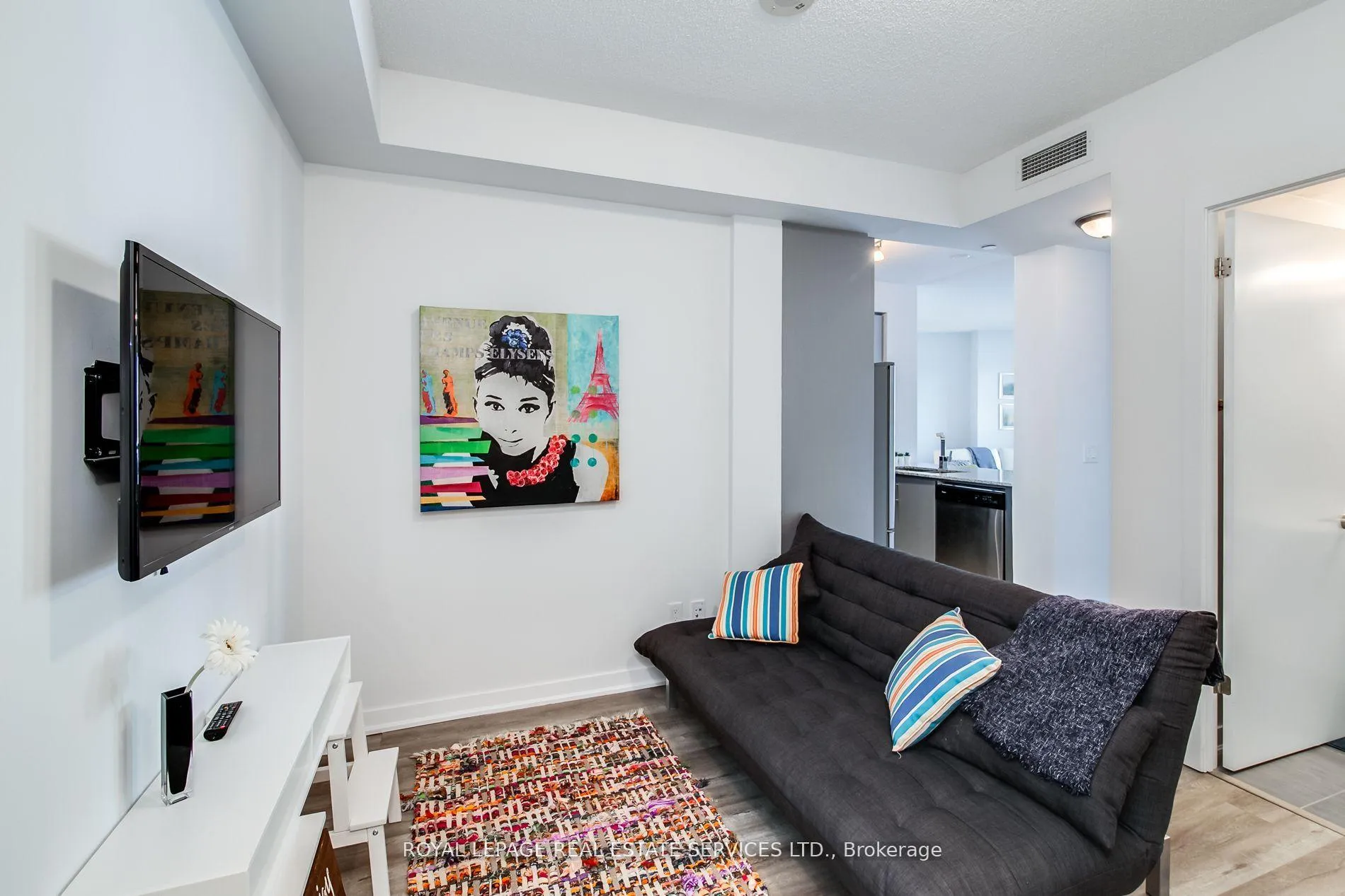 Photo 5 of Unit 615, 60 Berwick Avenue, Toronto, Yonge-Eglinton — HOMEH