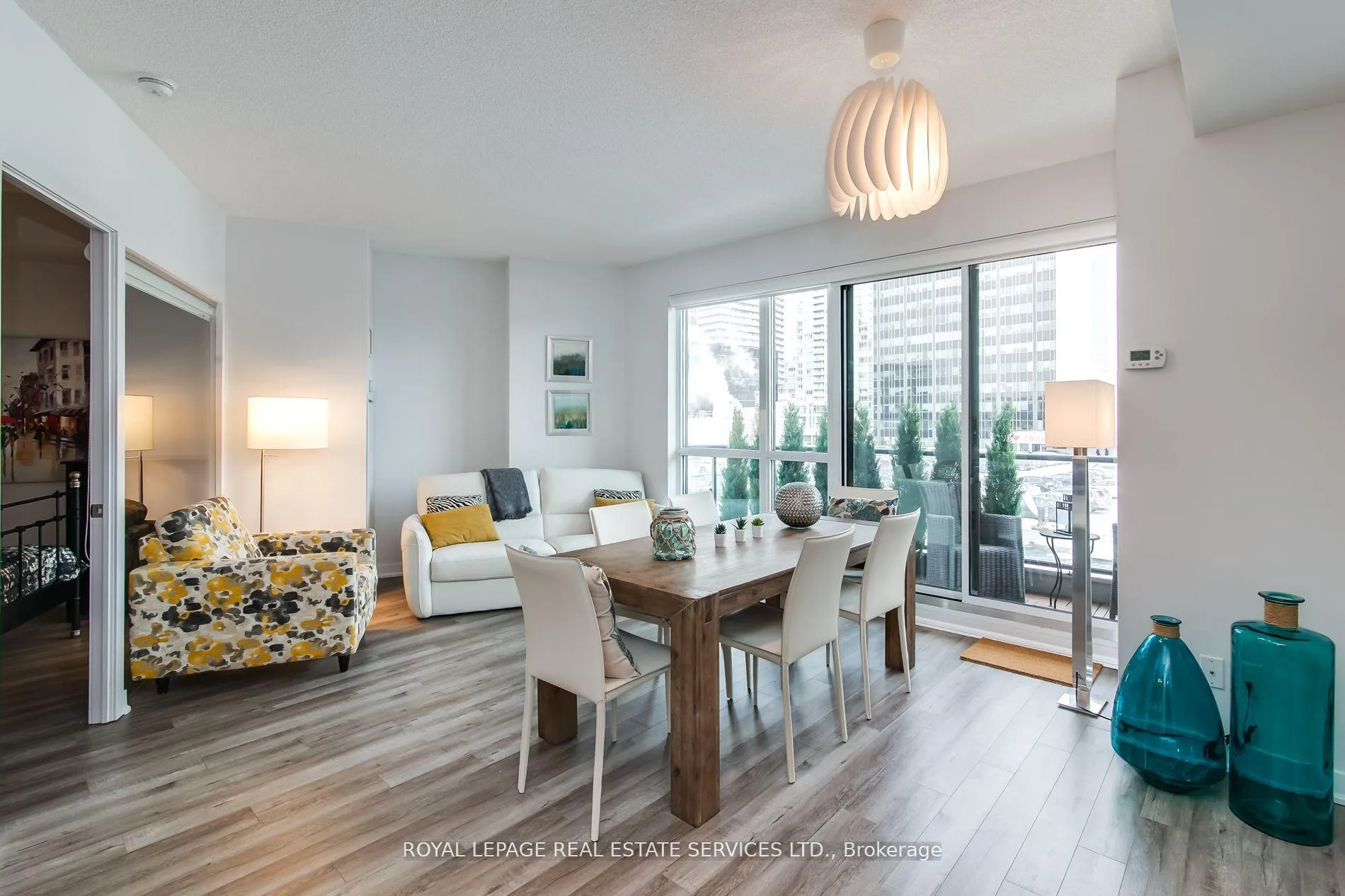 Photo 13 of Unit 615, 60 Berwick Avenue, Toronto, Yonge-Eglinton — HOMEH