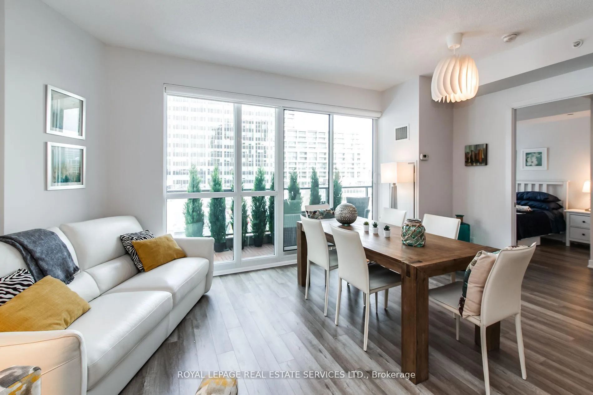 Photo 15 of Unit 615, 60 Berwick Avenue, Toronto, Yonge-Eglinton — HOMEH