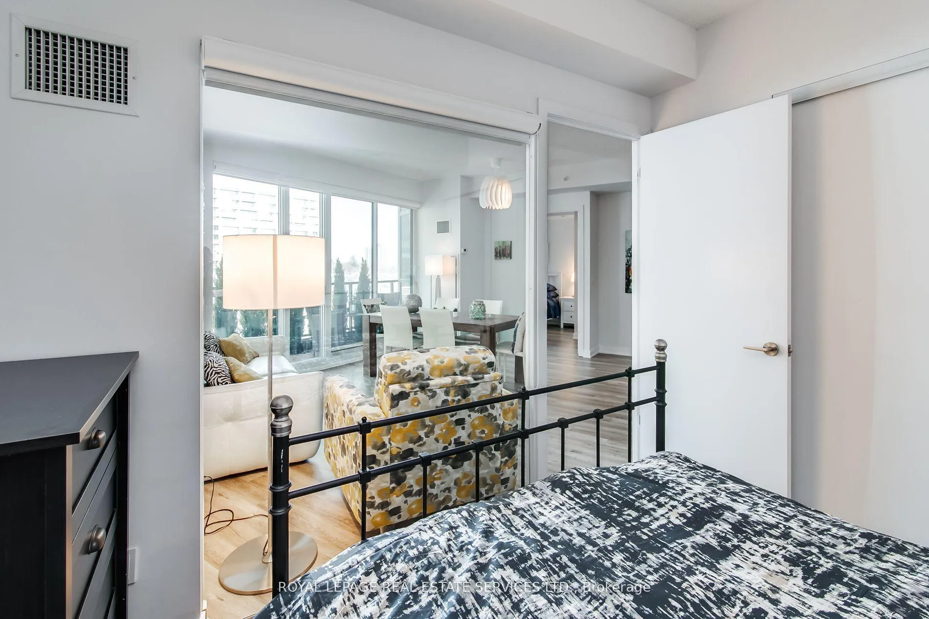 Photo 20 of Unit 615, 60 Berwick Avenue, Toronto, Yonge-Eglinton — HOMEH