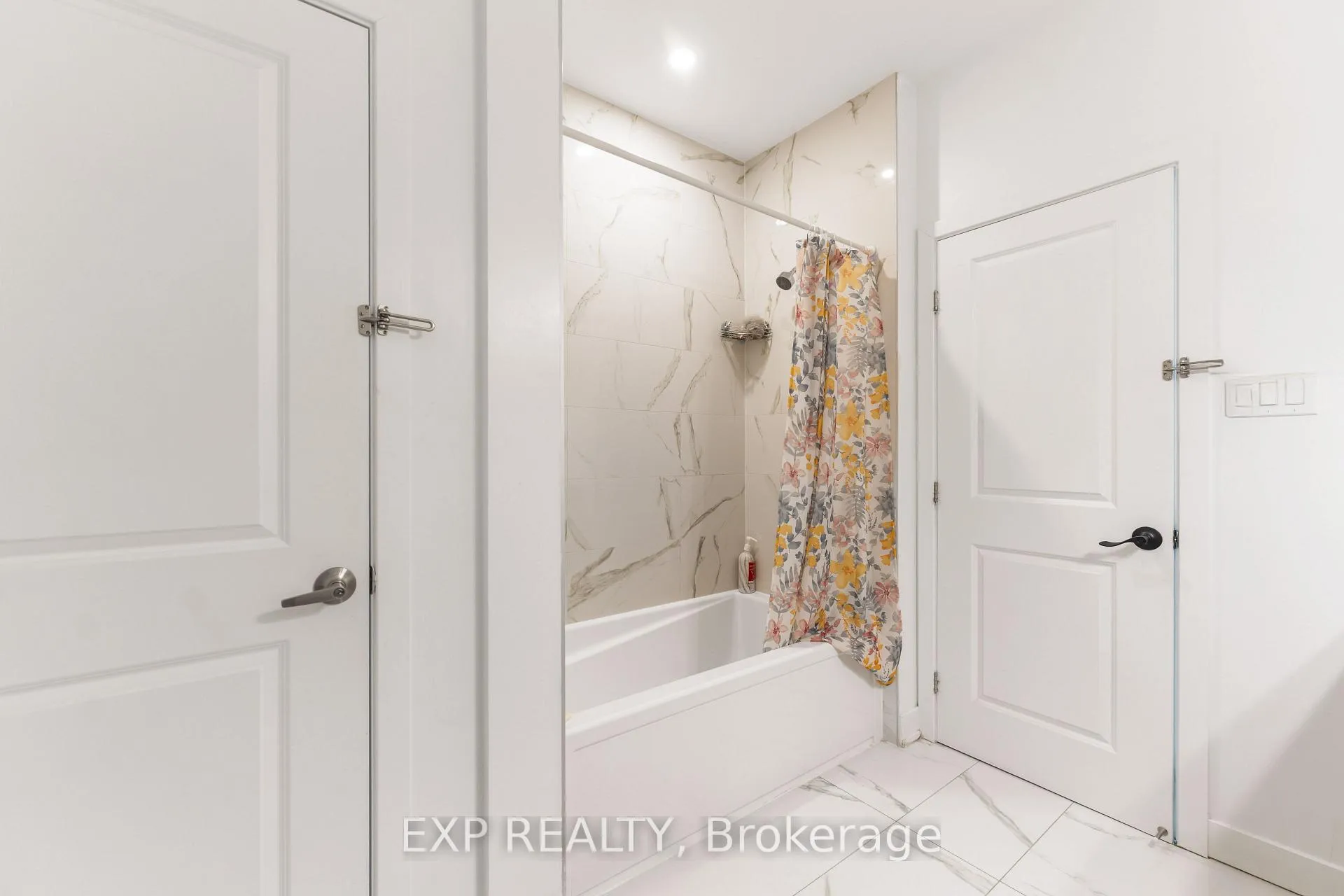 Photo 17 of 511 Adanae Way, Ottawa, Riverside South/Gloucester Glen — HOMEH