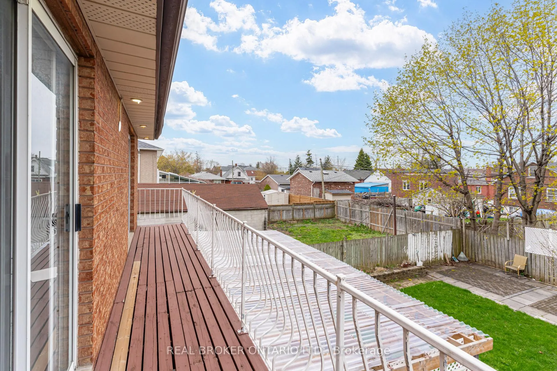 Photo 26 of Unit UPPER, 110 Commonwealth Avenue, Scarborough, Kennedy Park — HOMEH