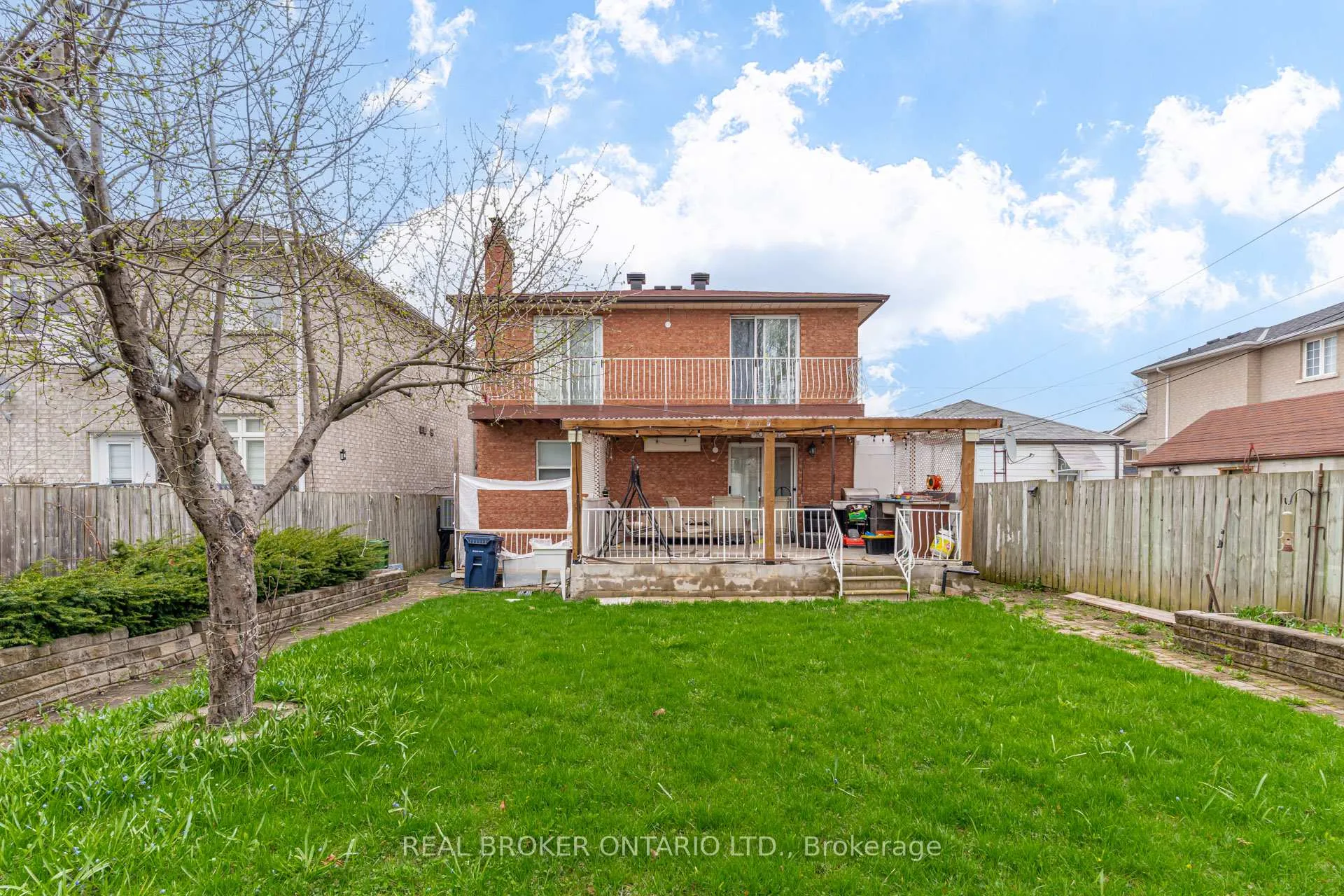 Photo 28 of Unit UPPER, 110 Commonwealth Avenue, Scarborough, Kennedy Park — HOMEH
