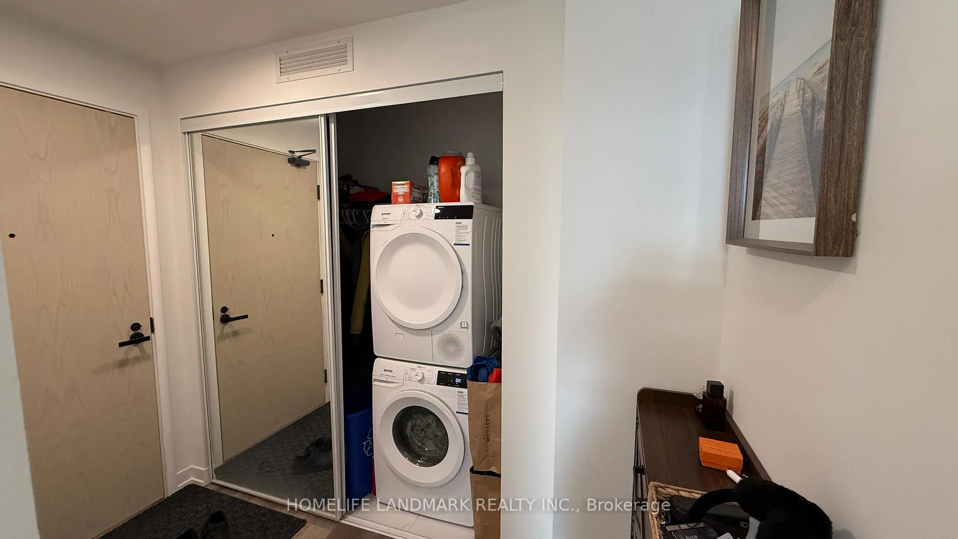 Photo 5 of Unit 3006, 225 Commerce Street, Vaughan, Vaughan Corporate Centre — HOMEH