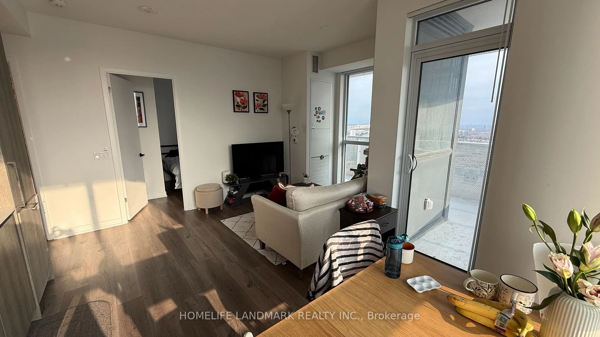 Photo 8 of Unit 3006, 225 Commerce Street, Vaughan, Vaughan Corporate Centre — HOMEH