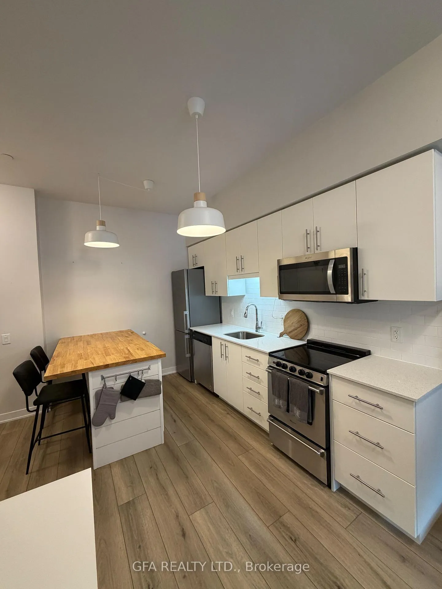 Photo 1 of Unit 135, 110 Fergus Avenue, Kitchener — HOMEH