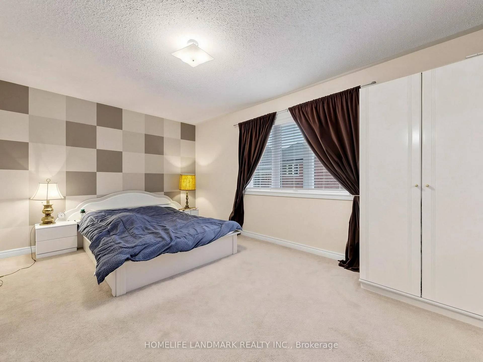 Photo 20 of 70 Burgundy Trail, Vaughan, Patterson — HOMEH