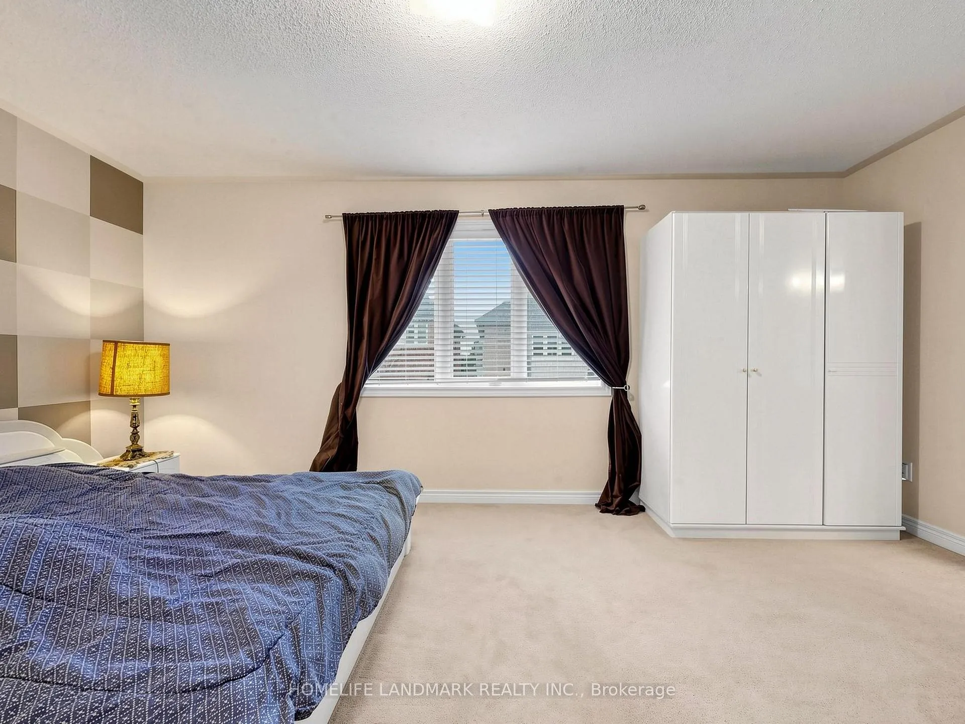 Photo 21 of 70 Burgundy Trail, Vaughan, Patterson — HOMEH