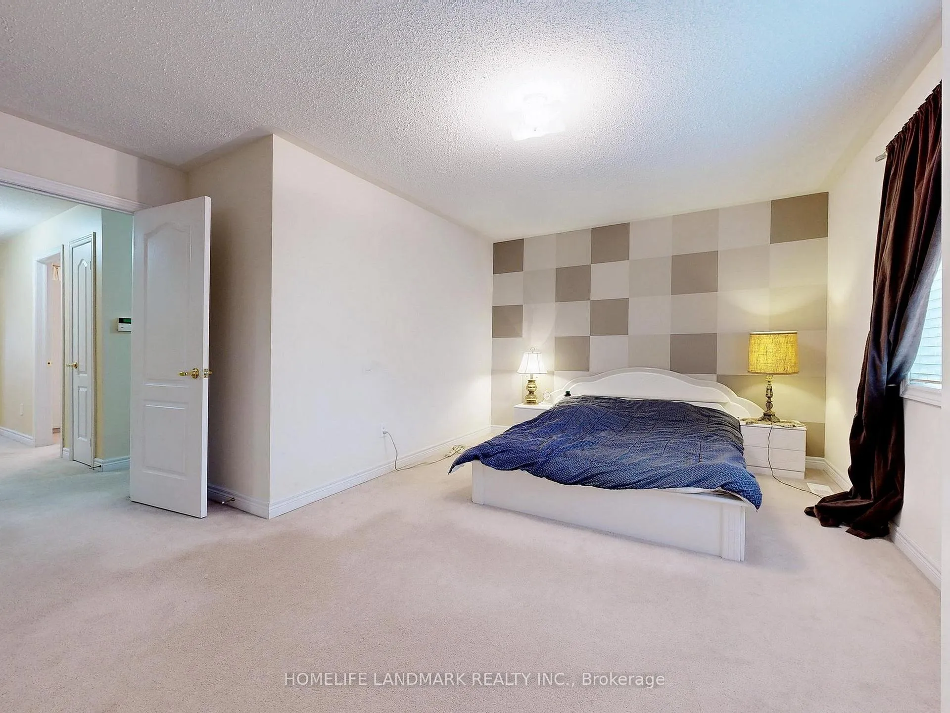 Photo 22 of 70 Burgundy Trail, Vaughan, Patterson — HOMEH