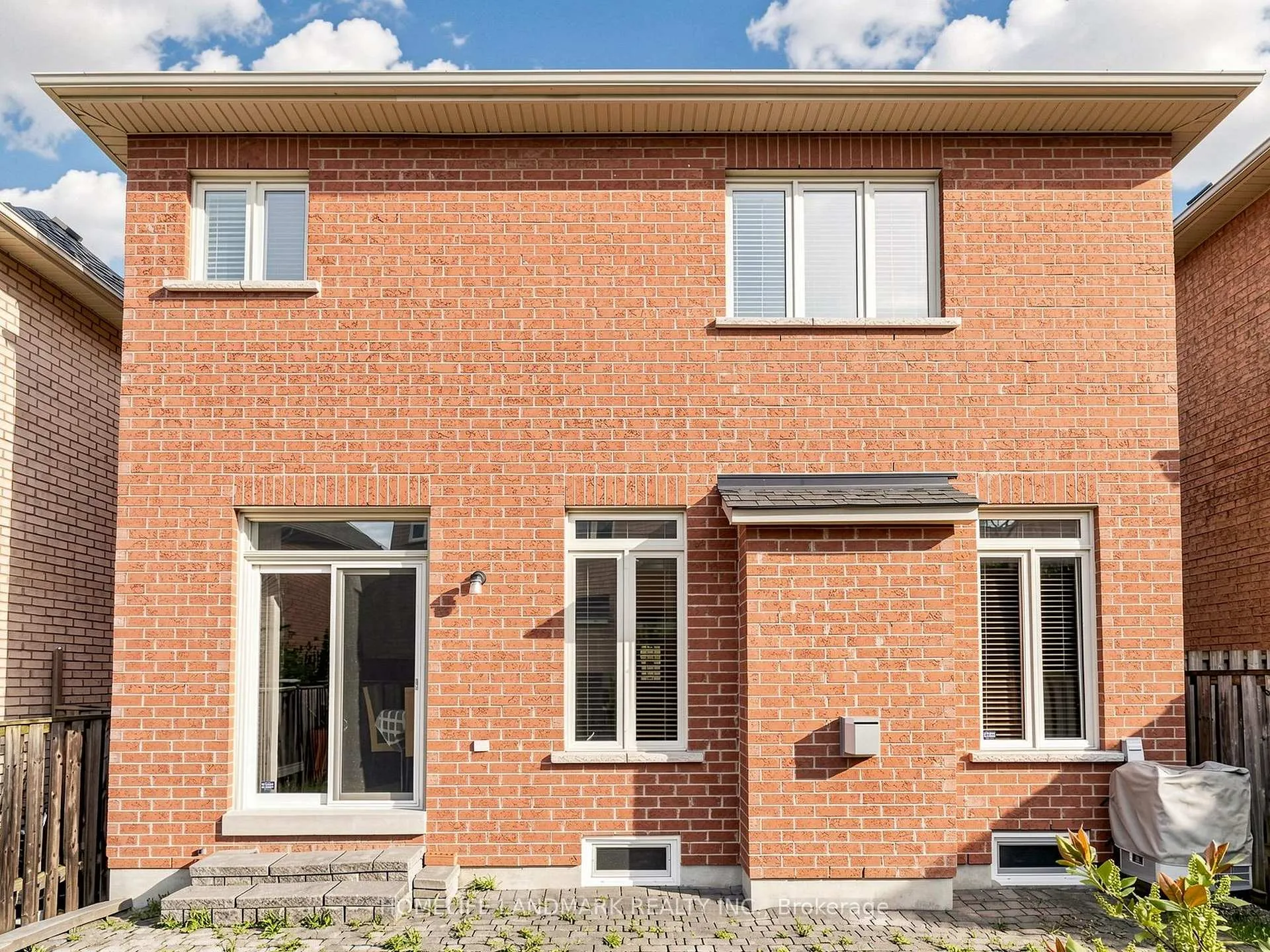 Photo 48 of 70 Burgundy Trail, Vaughan, Patterson — HOMEH