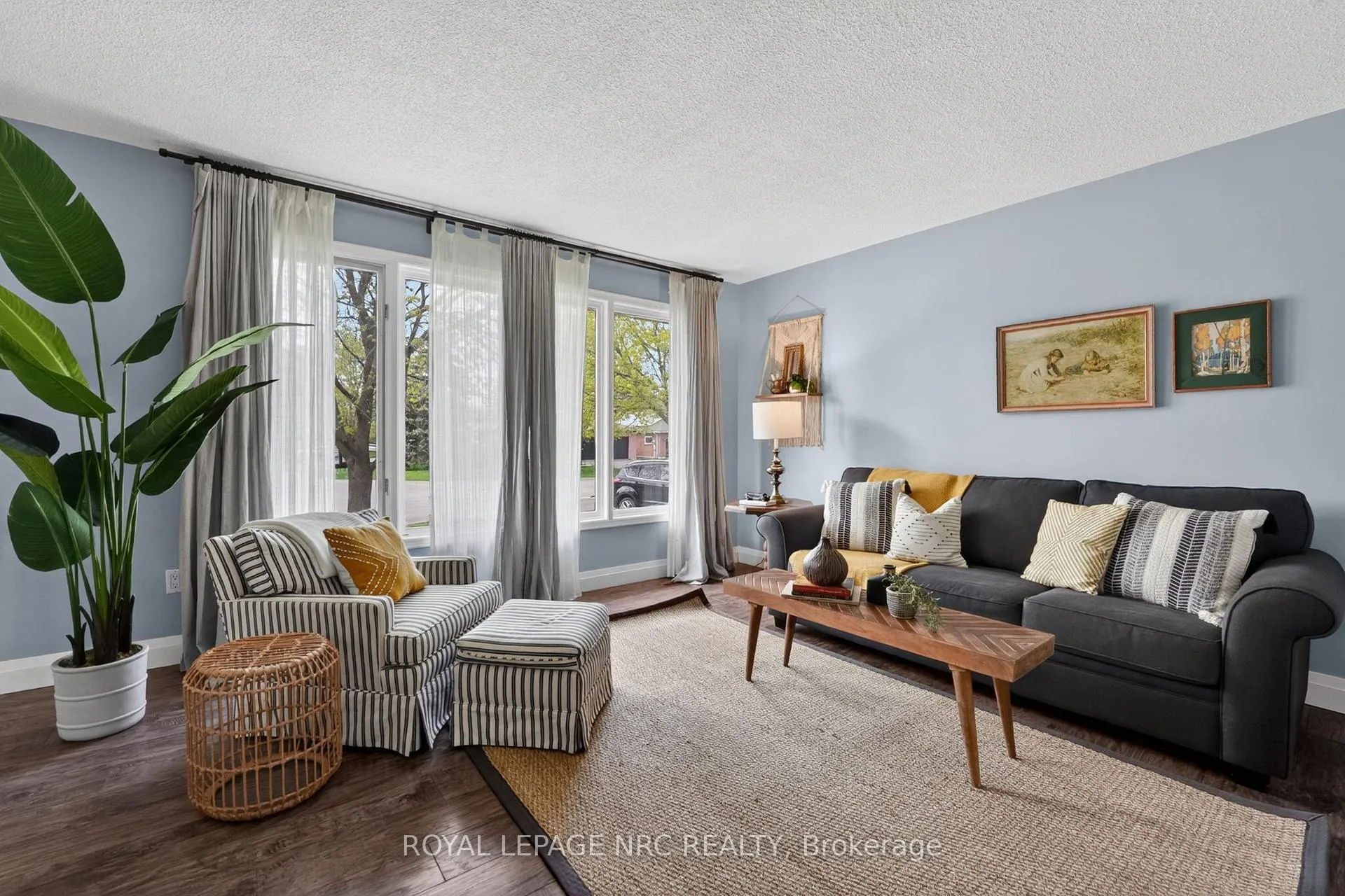Photo 6 of 4502 Green Meadow Boulevard, Lincoln, Beamsville — HOMEH