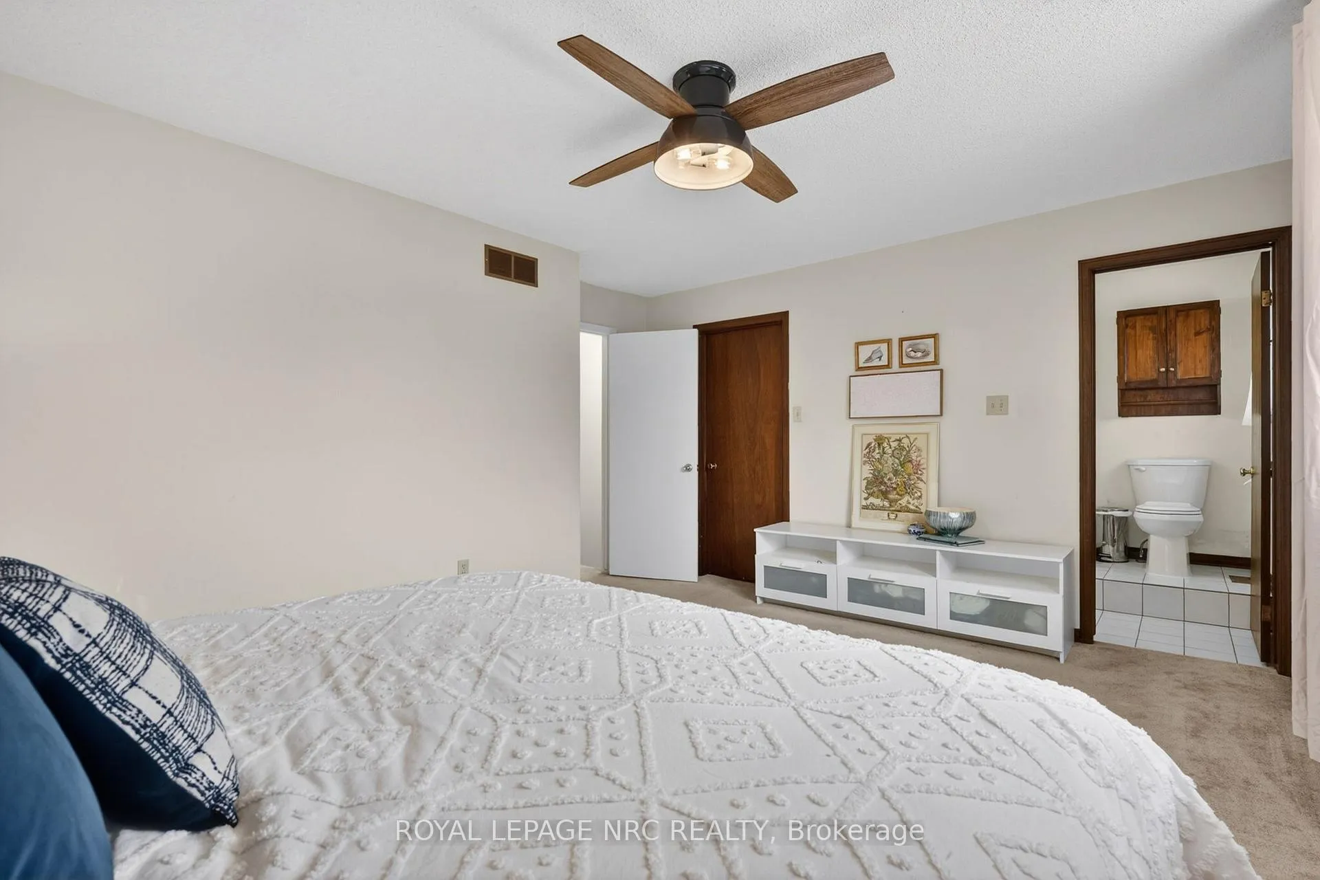 Photo 26 of 4502 Green Meadow Boulevard, Lincoln, Beamsville — HOMEH