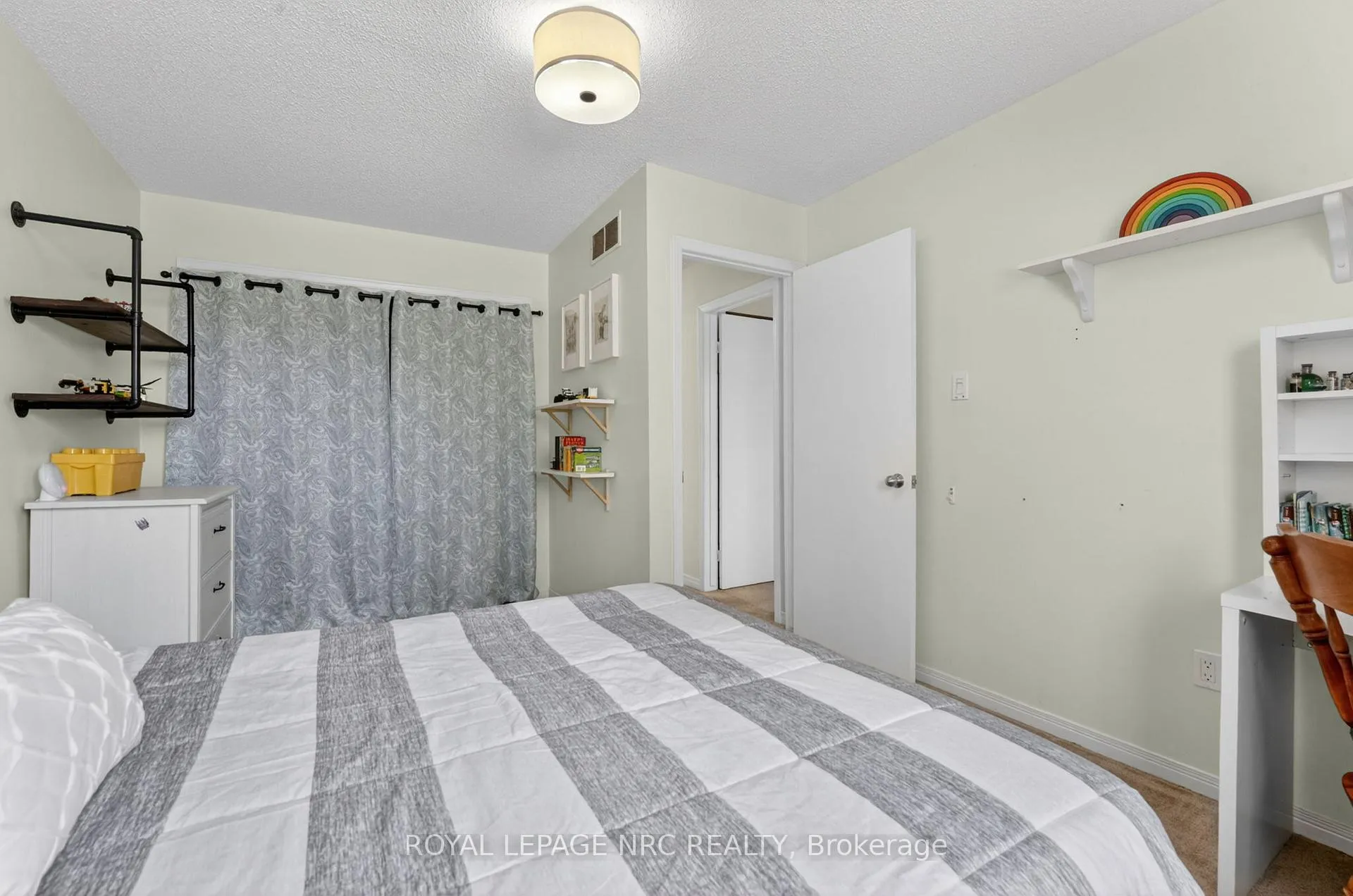 Photo 35 of 4502 Green Meadow Boulevard, Lincoln, Beamsville — HOMEH