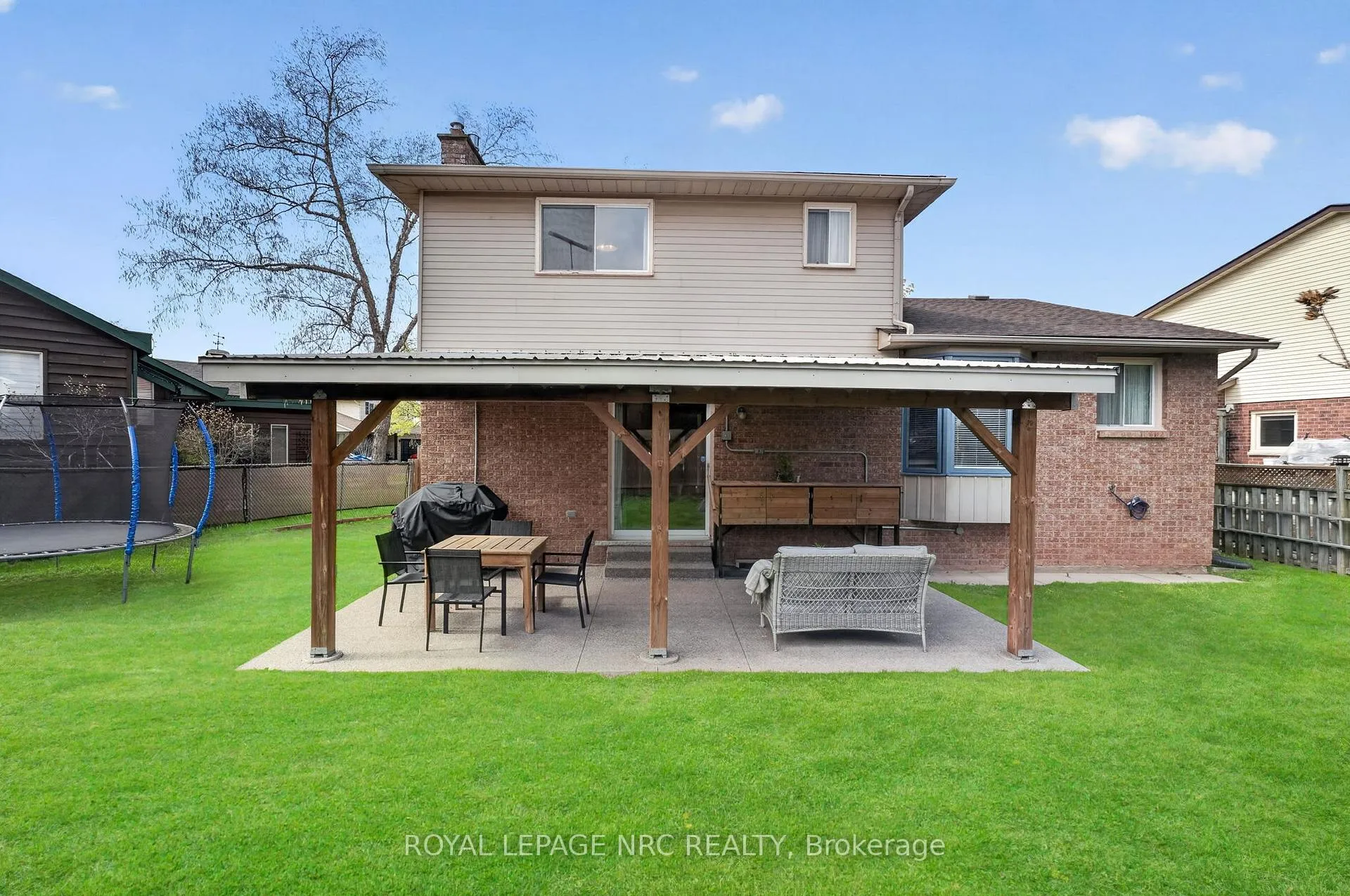 Photo 40 of 4502 Green Meadow Boulevard, Lincoln, Beamsville — HOMEH