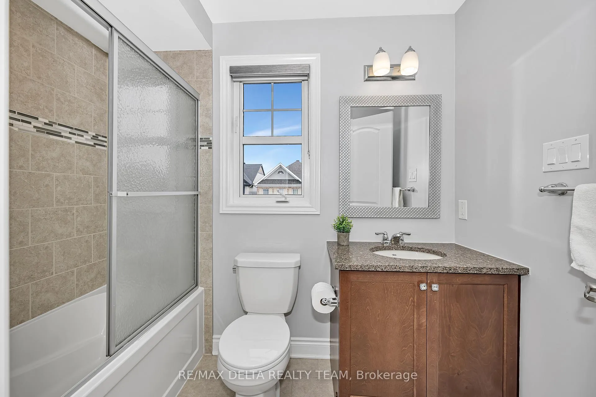 Photo 28 of 751 Devario Crescent, Ottawa, Barrhaven - Half Moon Bay — HOMEH