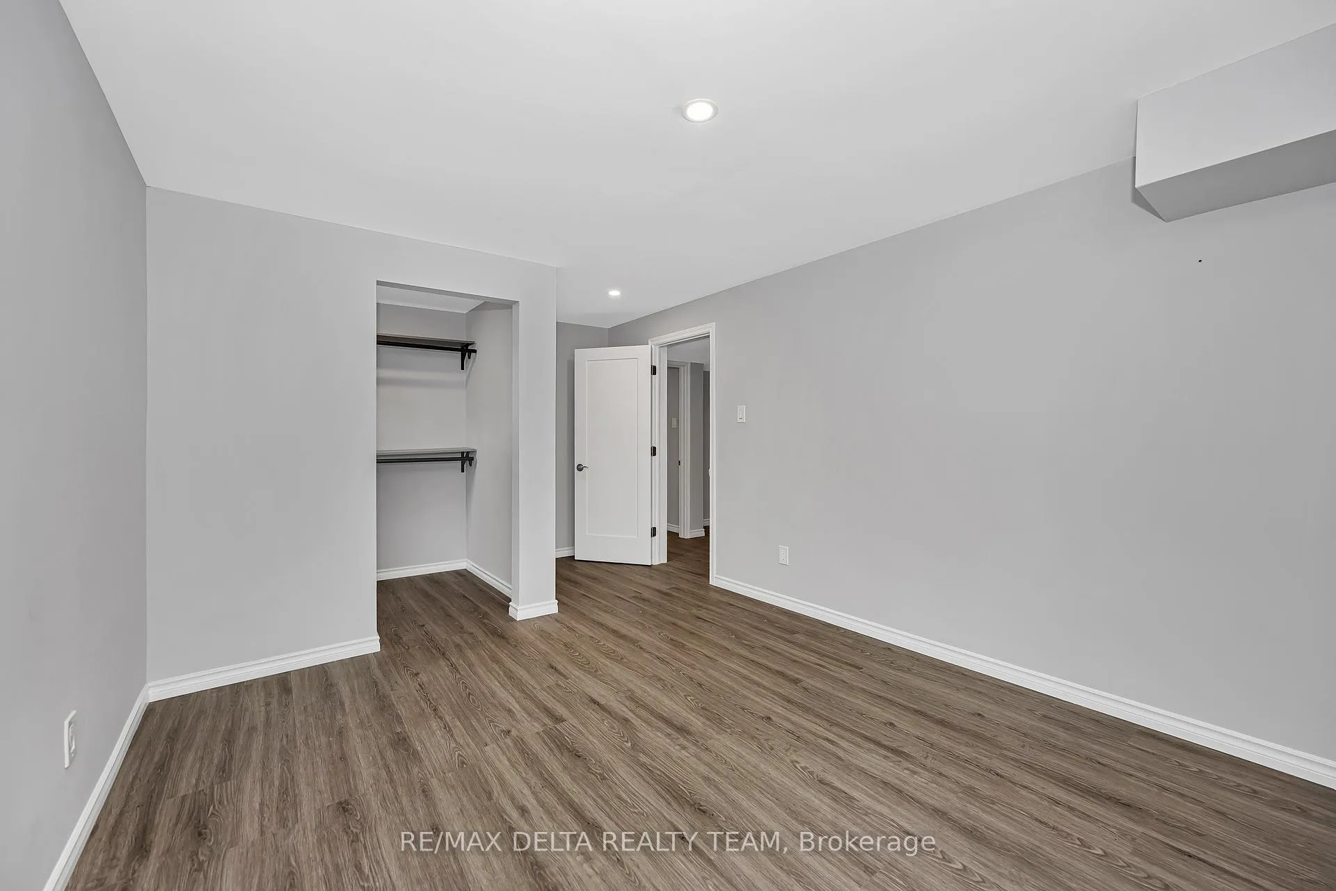 Photo 33 of 751 Devario Crescent, Ottawa, Barrhaven - Half Moon Bay — HOMEH