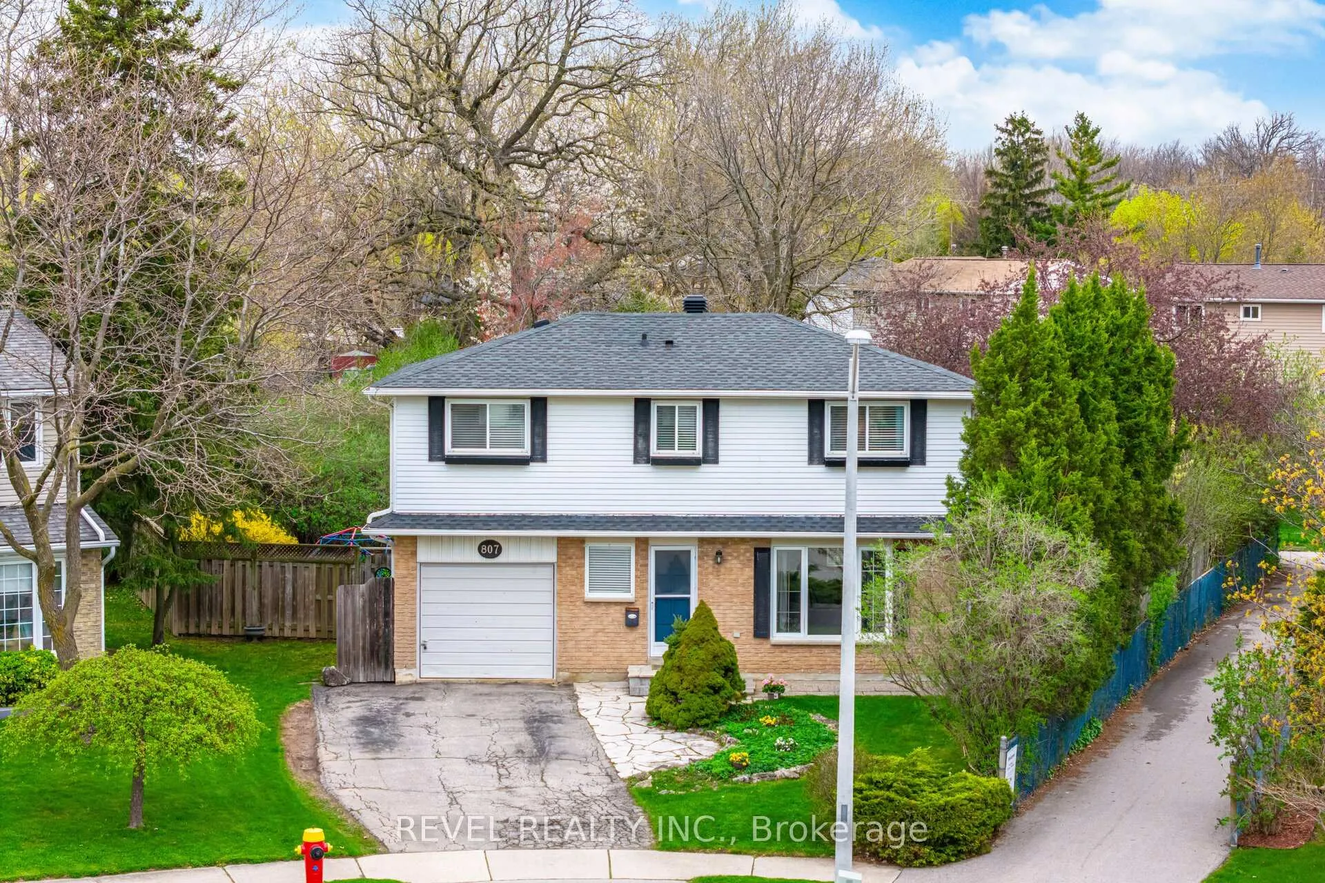 Photo 1 of 807 Secord Court, Milton, Dorset Park — HOMEH
