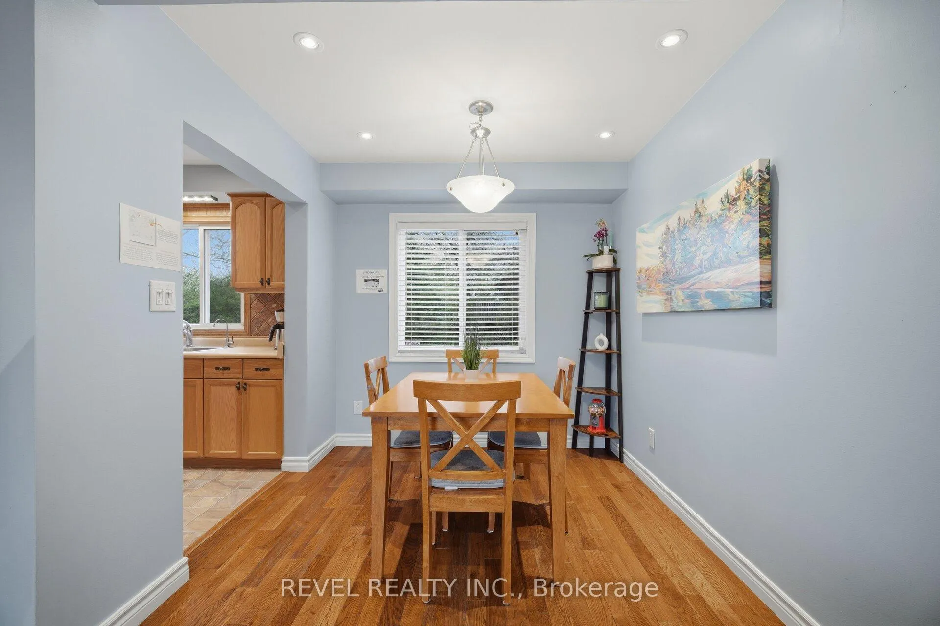 Photo 9 of 807 Secord Court, Milton, Dorset Park — HOMEH