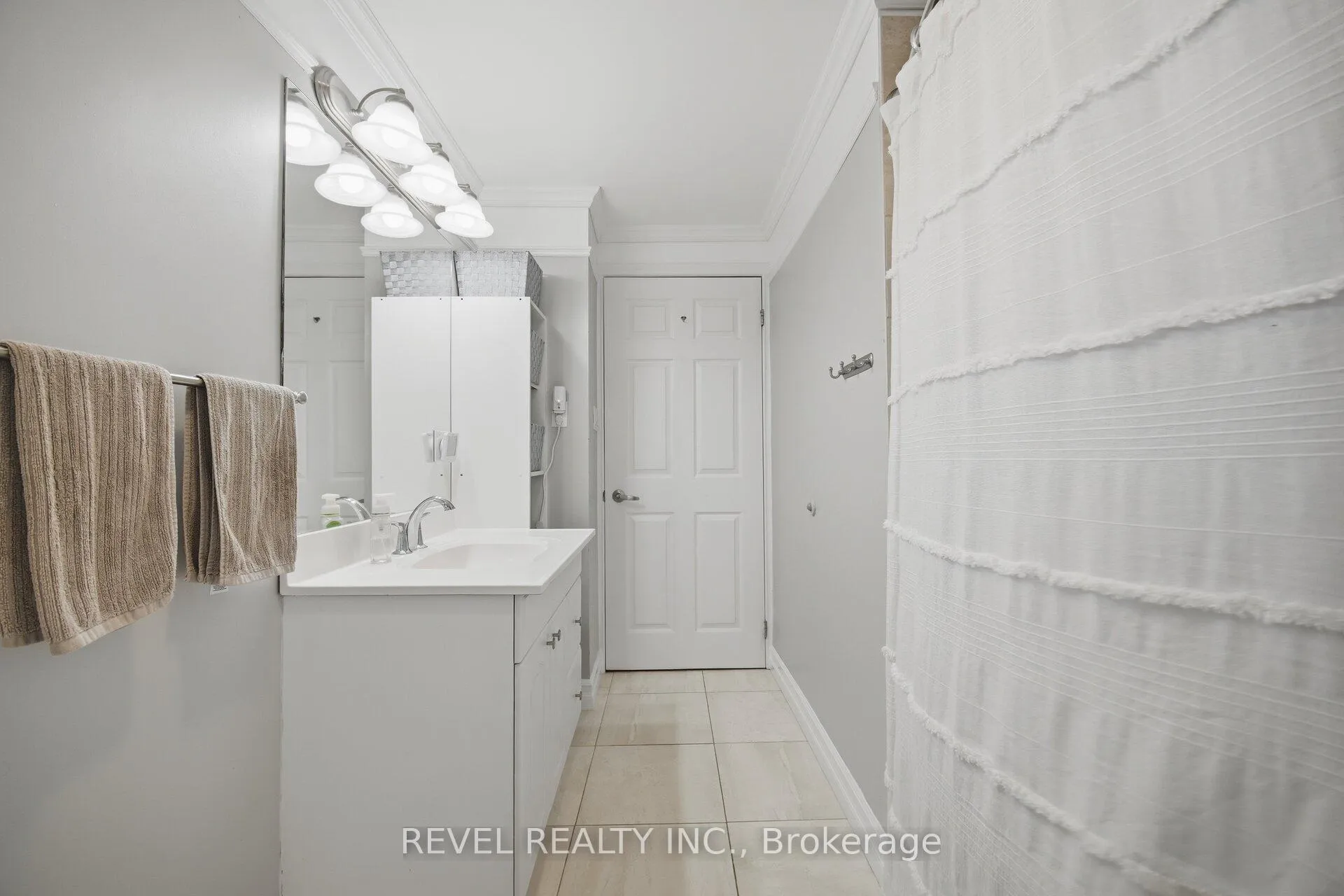 Photo 27 of 807 Secord Court, Milton, Dorset Park — HOMEH