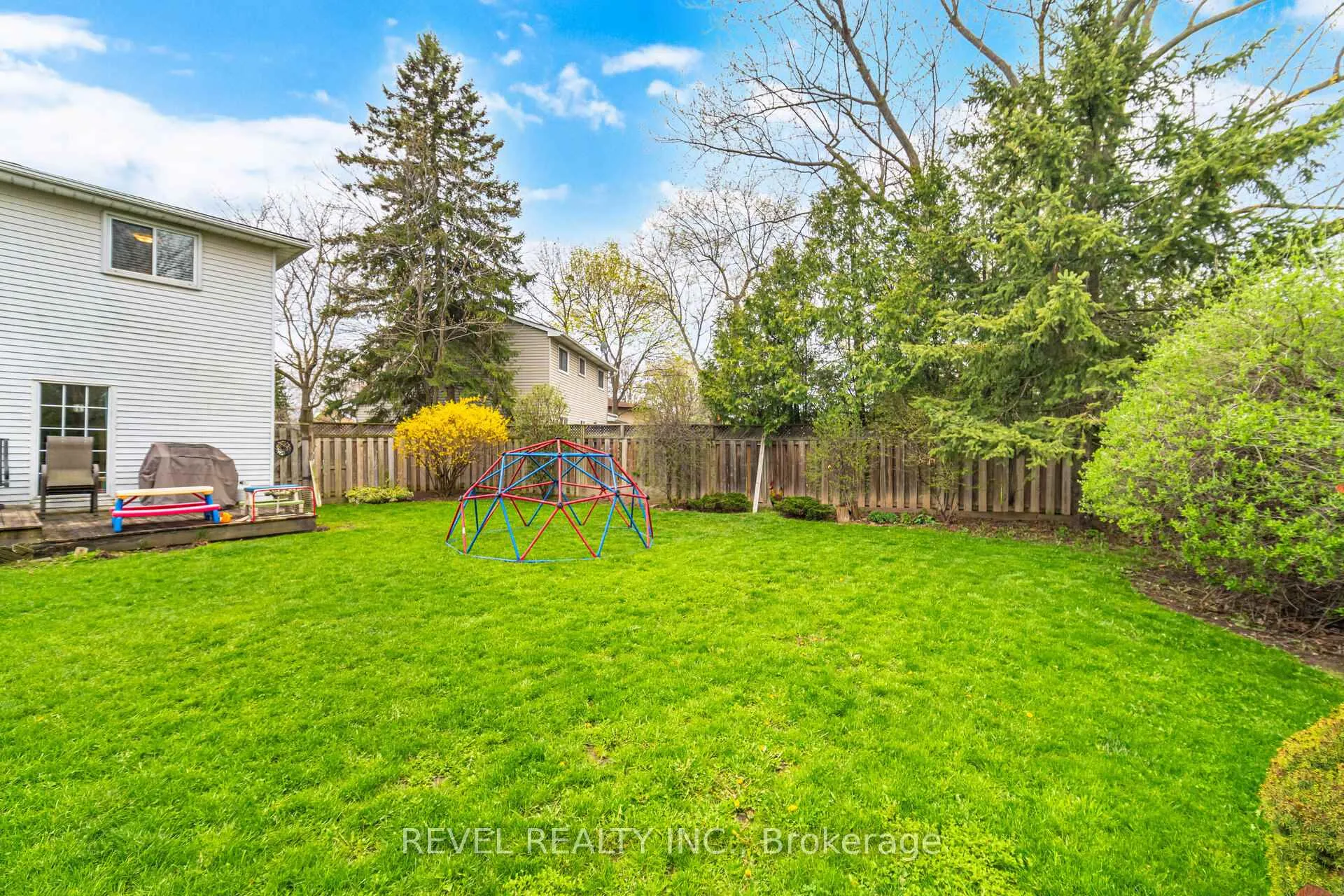 Photo 30 of 807 Secord Court, Milton, Dorset Park — HOMEH