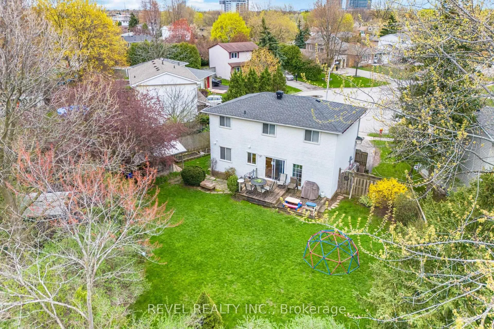 Photo 35 of 807 Secord Court, Milton, Dorset Park — HOMEH
