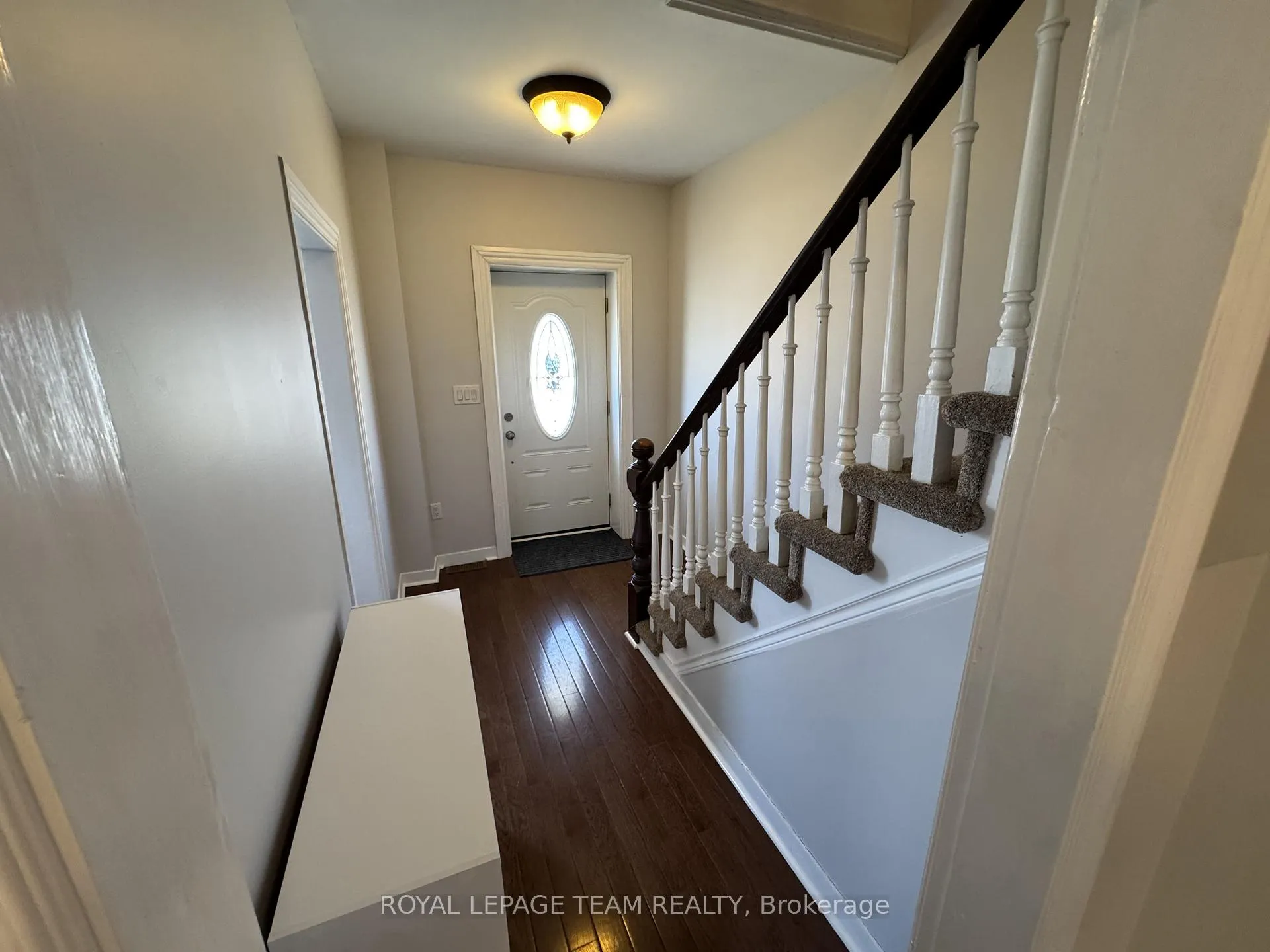 Photo 14 of 299 Elgin Street W, Arnprior — HOMEH