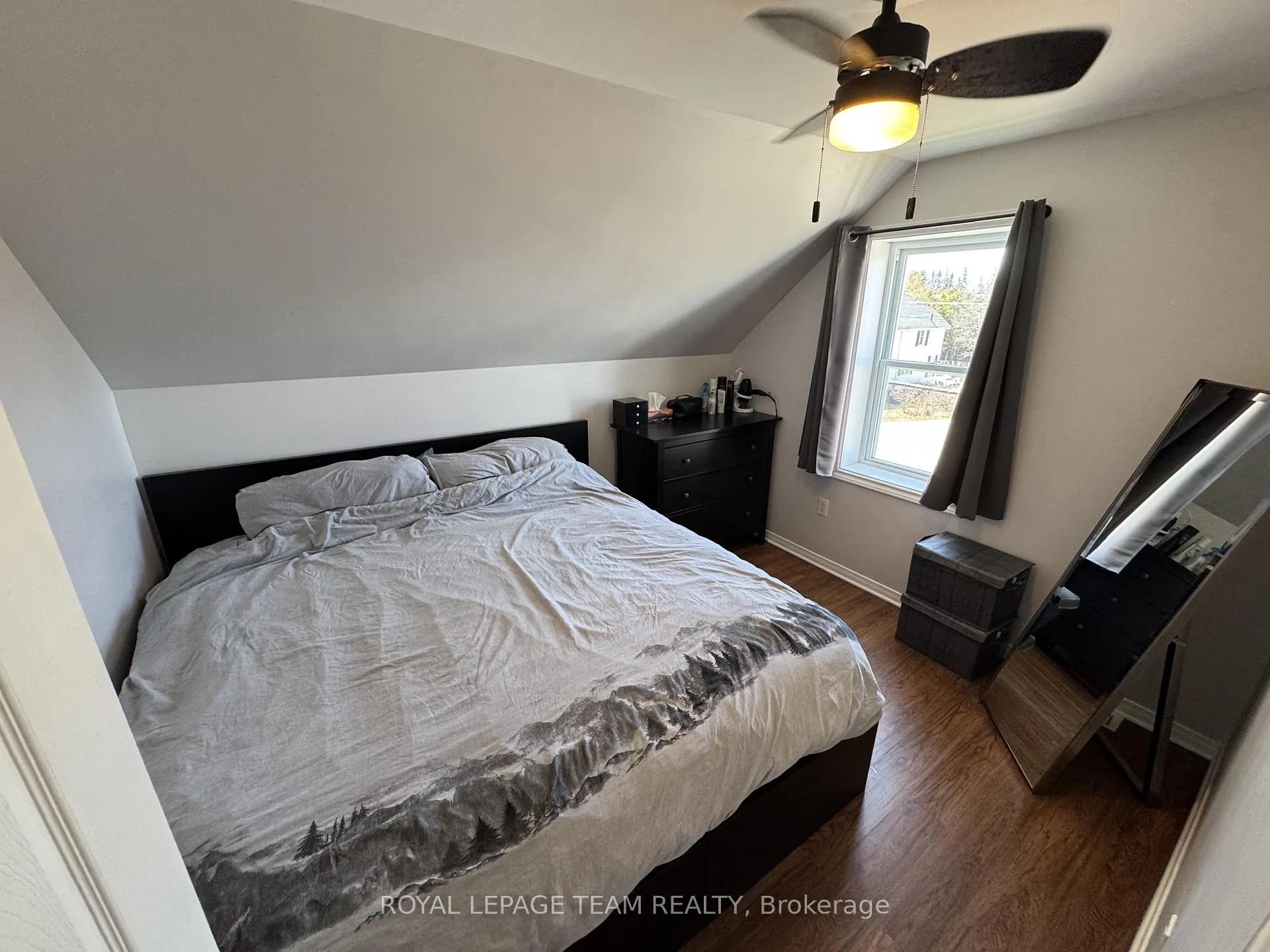 Photo 21 of 299 Elgin Street W, Arnprior — HOMEH