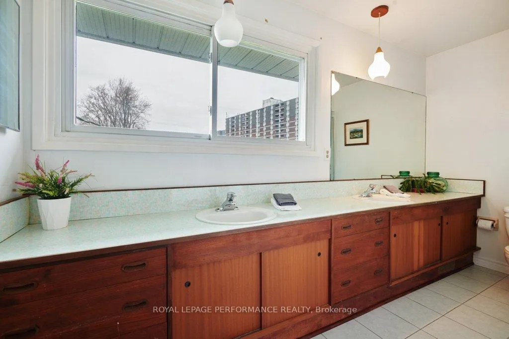 Photo 27 of 2218 Aster Street, Ottawa, Guildwood Estates - Urbandale Acres — HOMEH