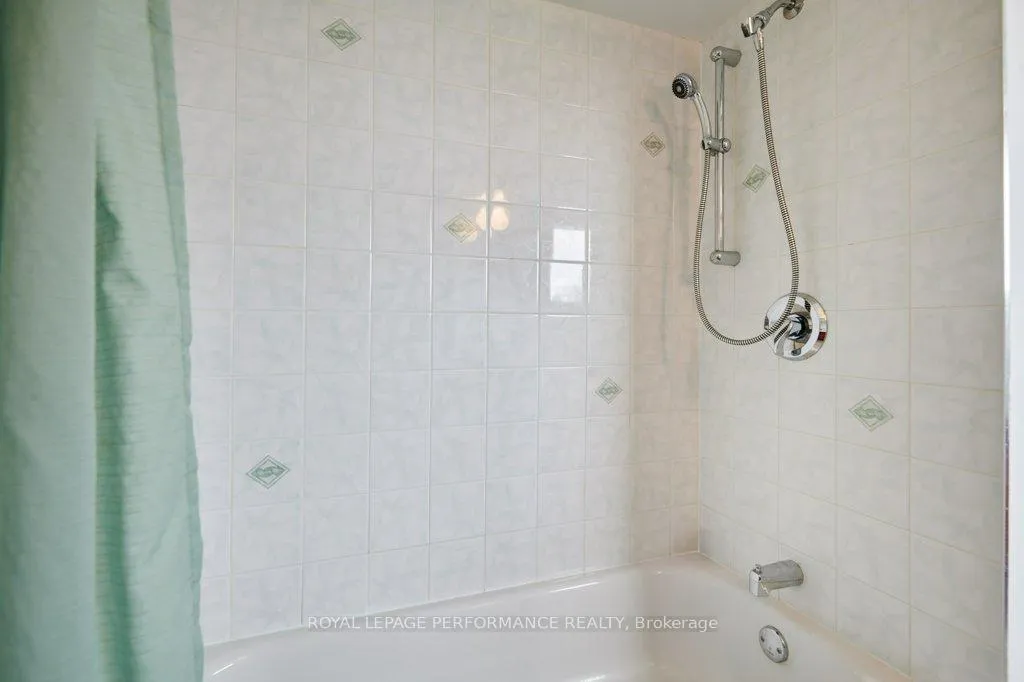 Photo 29 of 2218 Aster Street, Ottawa, Guildwood Estates - Urbandale Acres — HOMEH