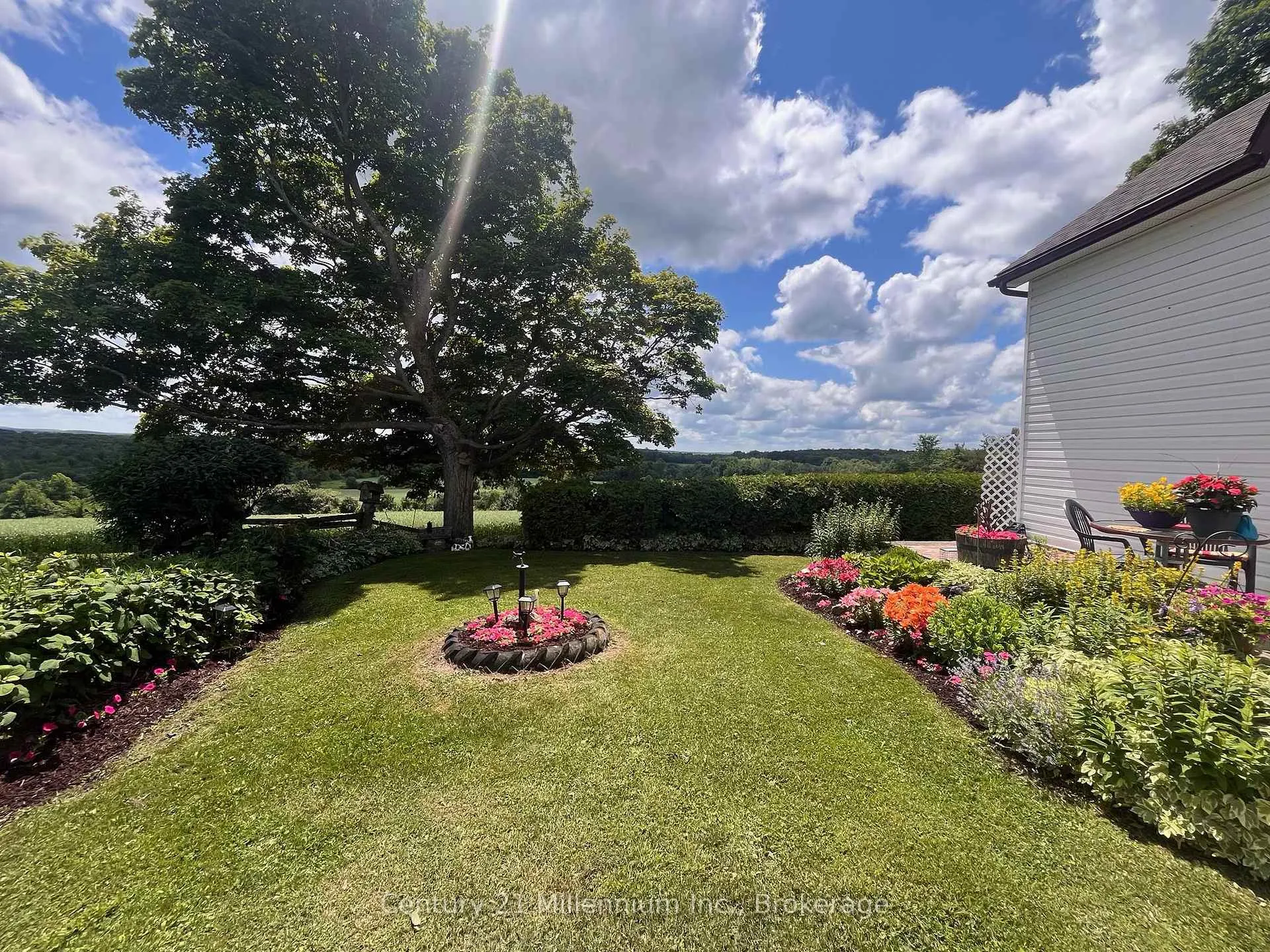 Photo 6 of 775678 Highway 10, Chatsworth — HOMEH
