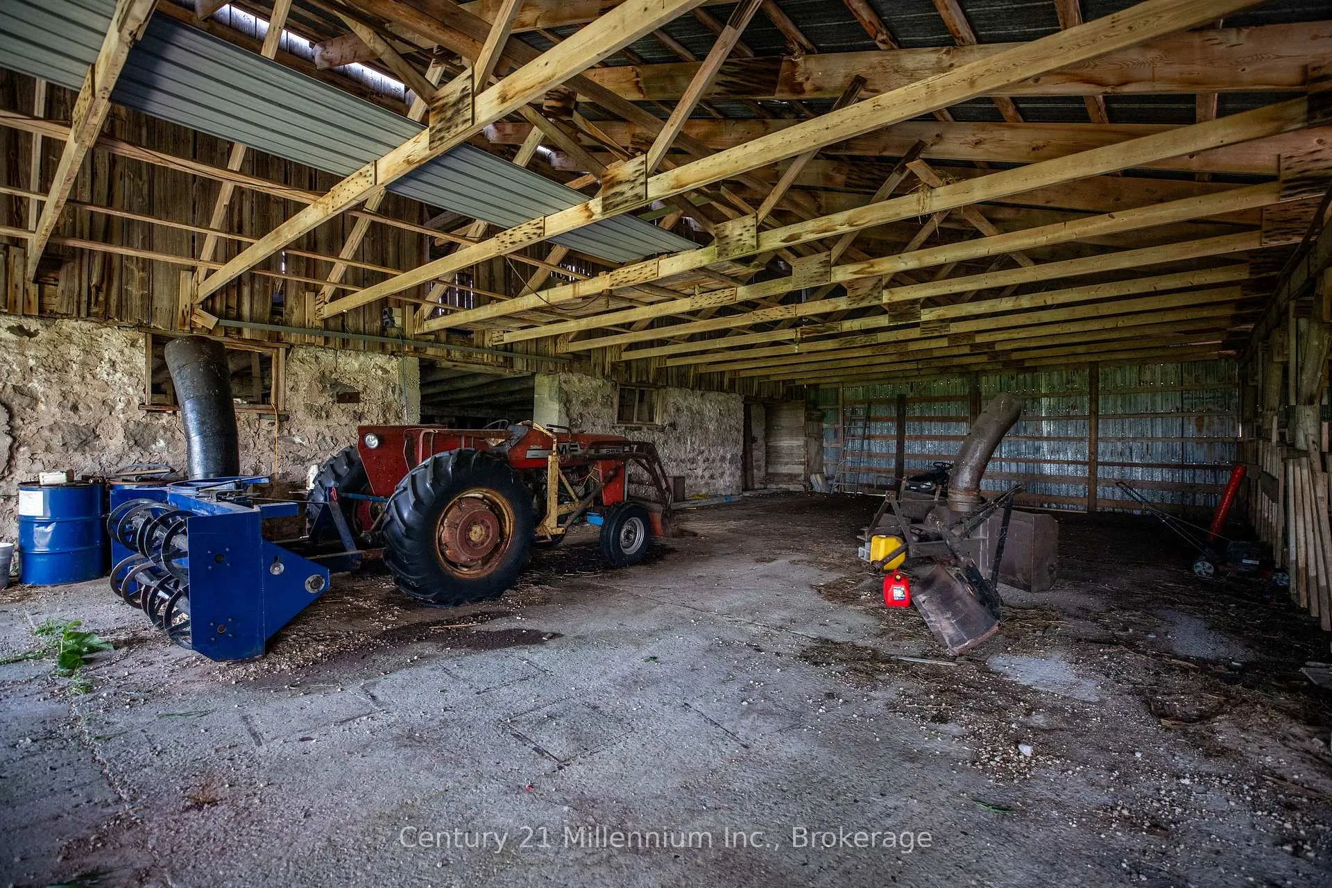 Photo 22 of 775678 Highway 10, Chatsworth — HOMEH