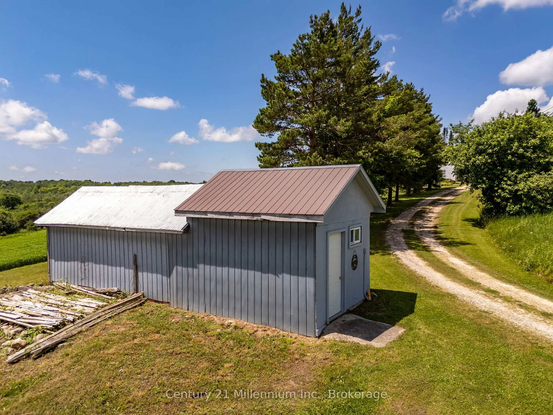 Photo 27 of 775678 Highway 10, Chatsworth — HOMEH