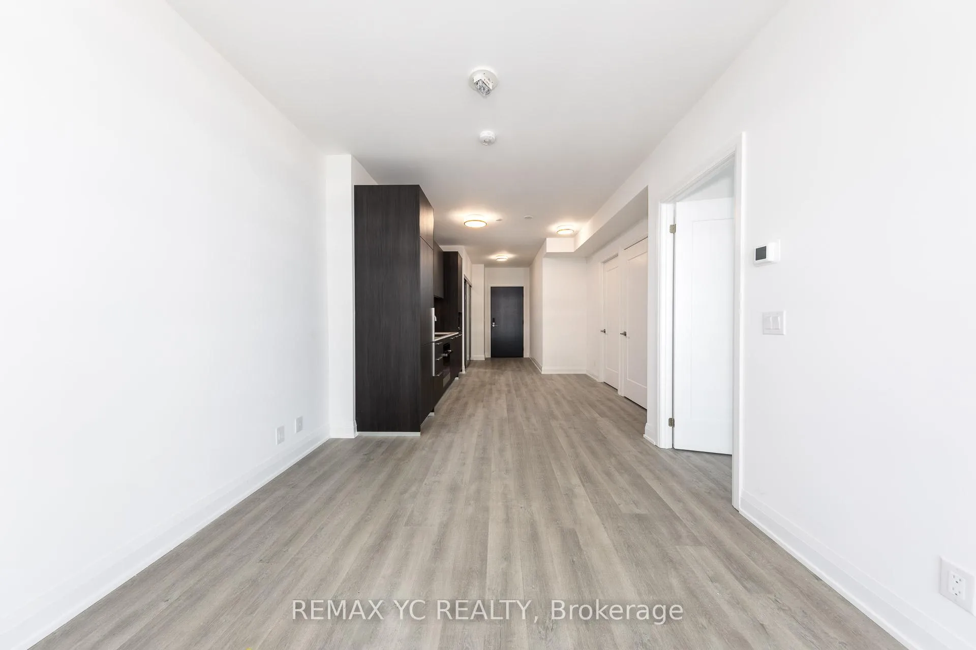 Photo 14 of Unit 3501, 65 Broadway Avenue, Toronto, Mount Pleasant West — HOMEH