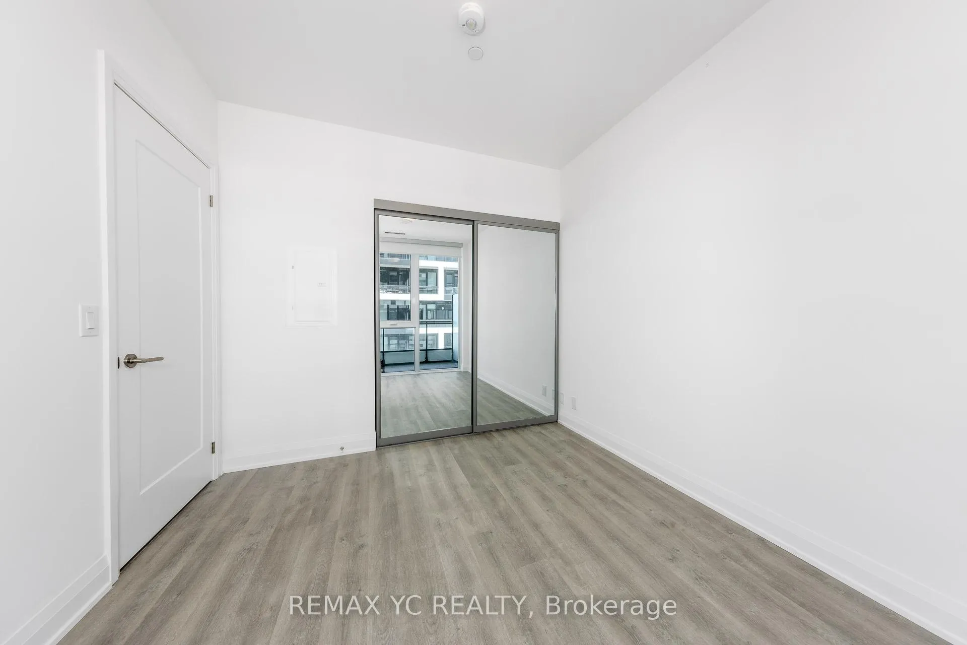 Photo 18 of Unit 3501, 65 Broadway Avenue, Toronto, Mount Pleasant West — HOMEH