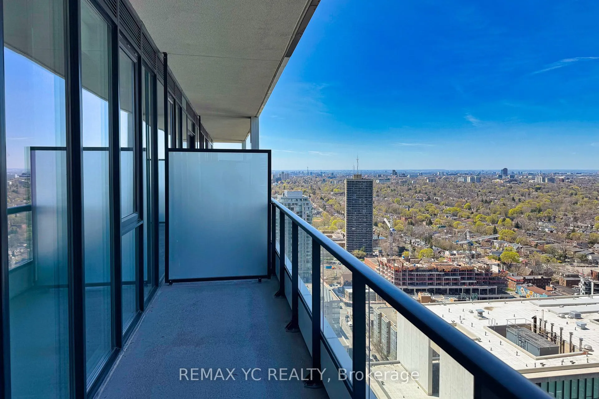 Photo 20 of Unit 3501, 65 Broadway Avenue, Toronto, Mount Pleasant West — HOMEH