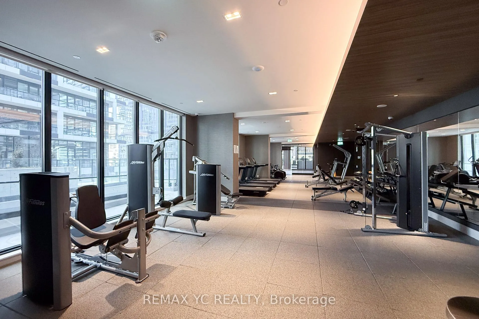 Photo 27 of Unit 3501, 65 Broadway Avenue, Toronto, Mount Pleasant West — HOMEH