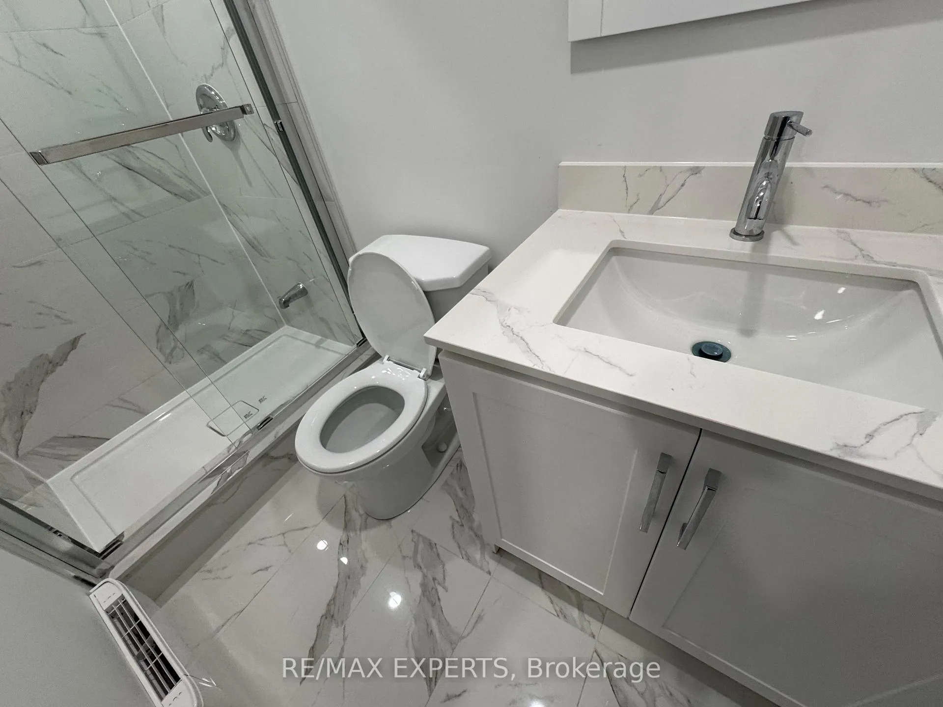 Photo 10 of Unit Lower #2, 81 Mckernan Avenue, Brantford — HOMEH