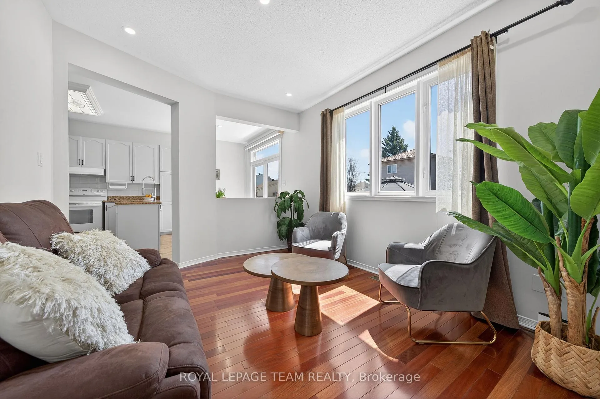Photo 17 of 632 Valin Street, Ottawa, Fallingbrook/Gardenway South — HOMEH