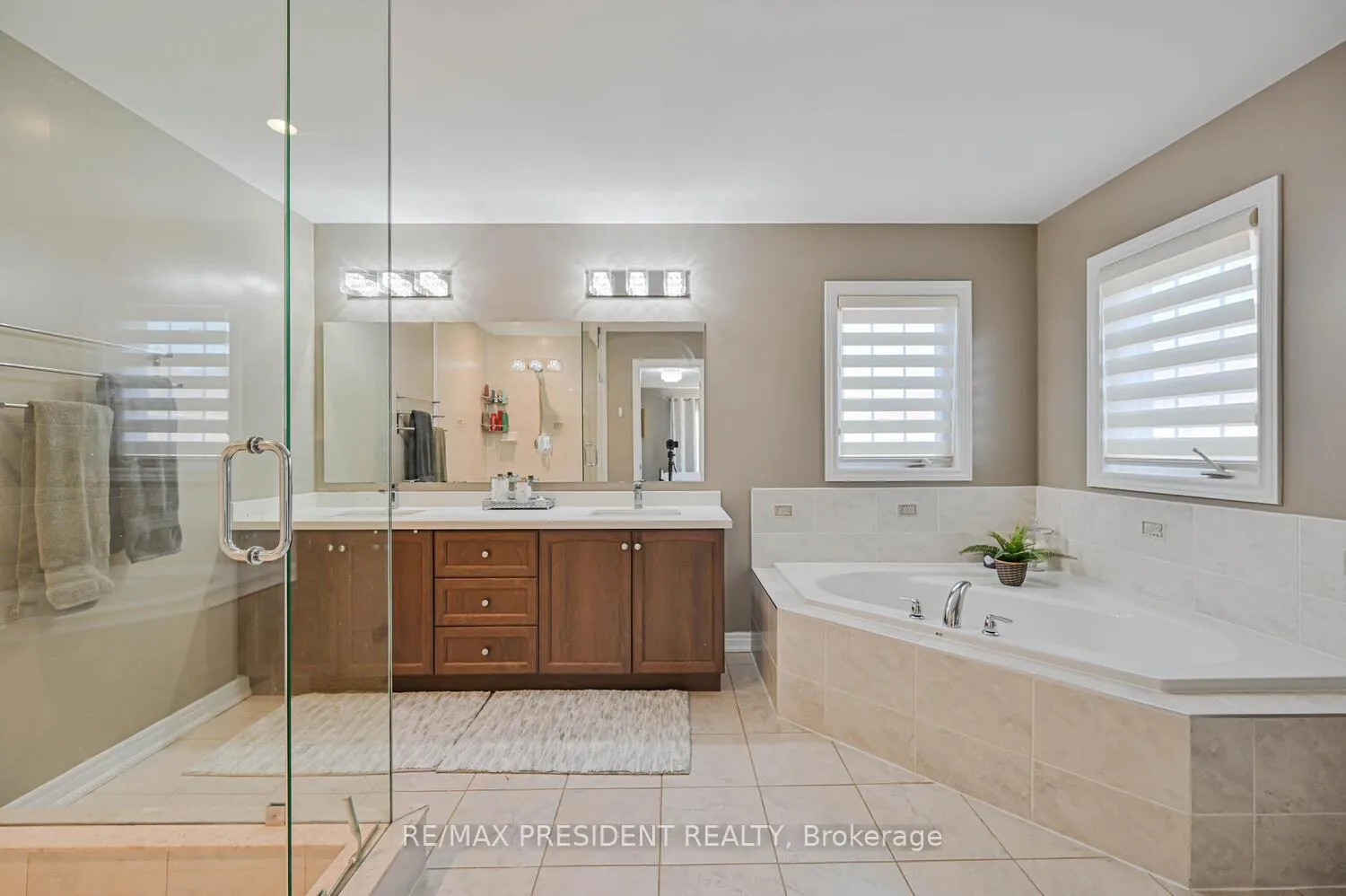 Photo 24 of 65 Parity Road, Brampton, Credit Valley — HOMEH