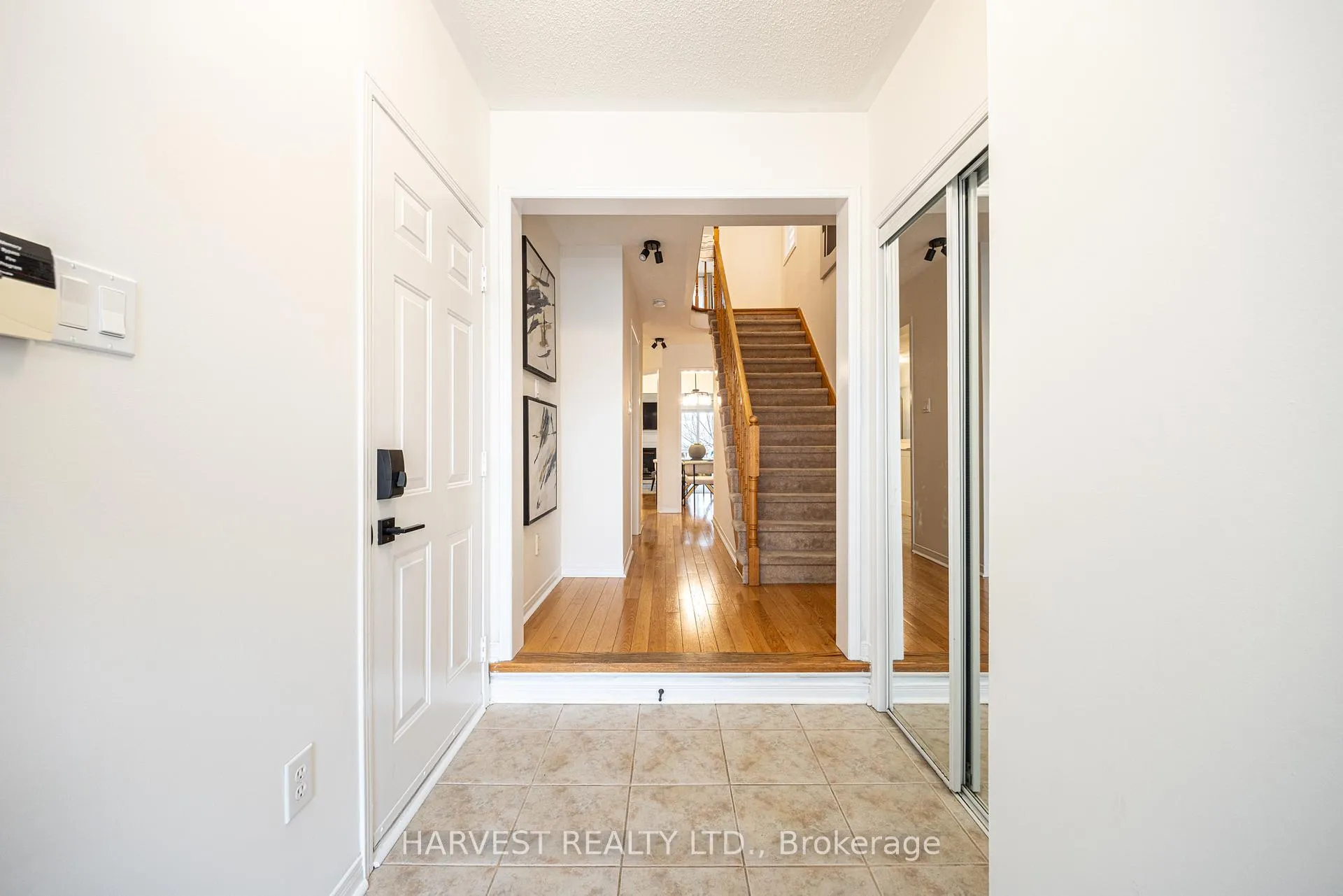 Photo 2 of 177 Vanguard Road, Vaughan, Patterson — HOMEH