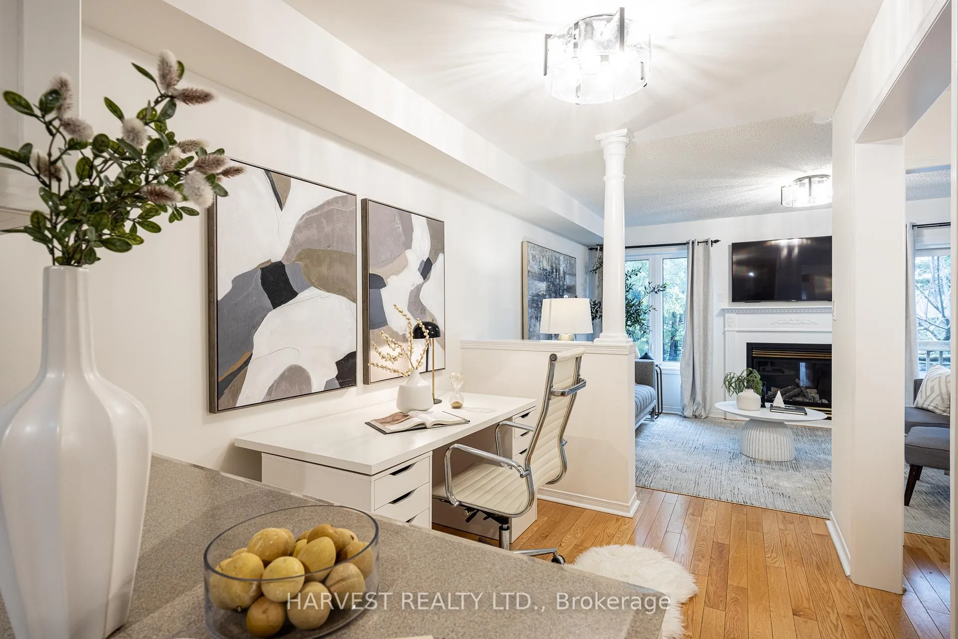 Photo 8 of 177 Vanguard Road, Vaughan, Patterson — HOMEH