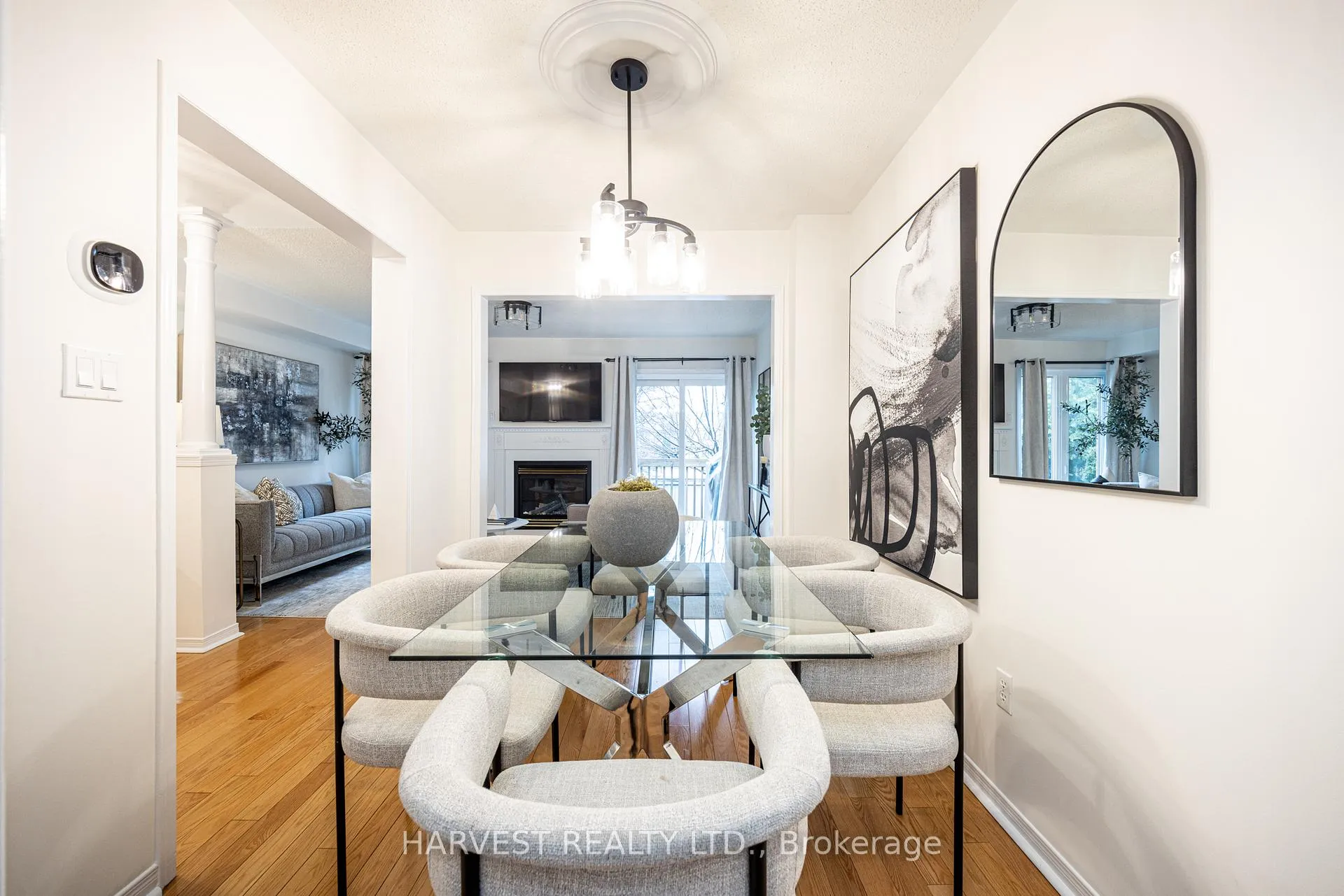 Photo 9 of 177 Vanguard Road, Vaughan, Patterson — HOMEH