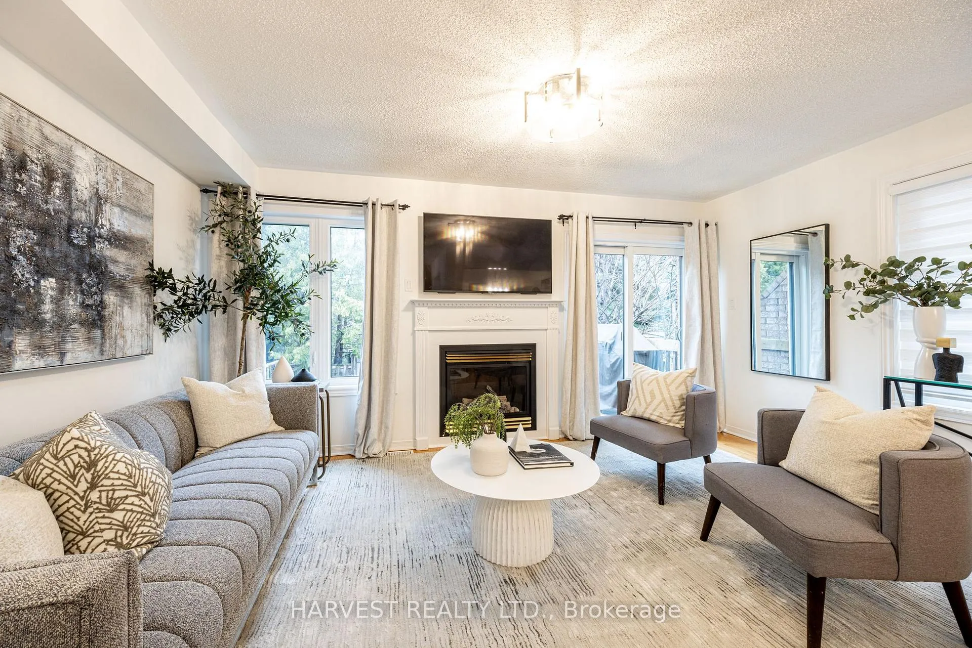Photo 11 of 177 Vanguard Road, Vaughan, Patterson — HOMEH