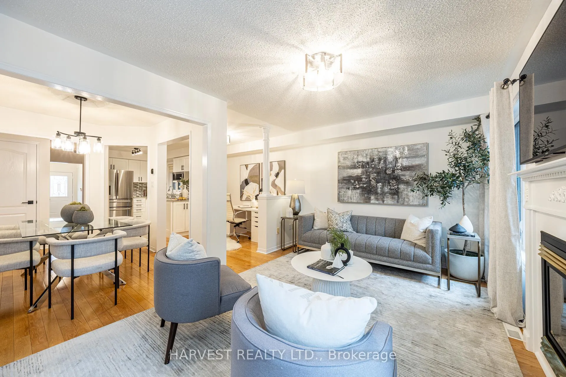 Photo 12 of 177 Vanguard Road, Vaughan, Patterson — HOMEH