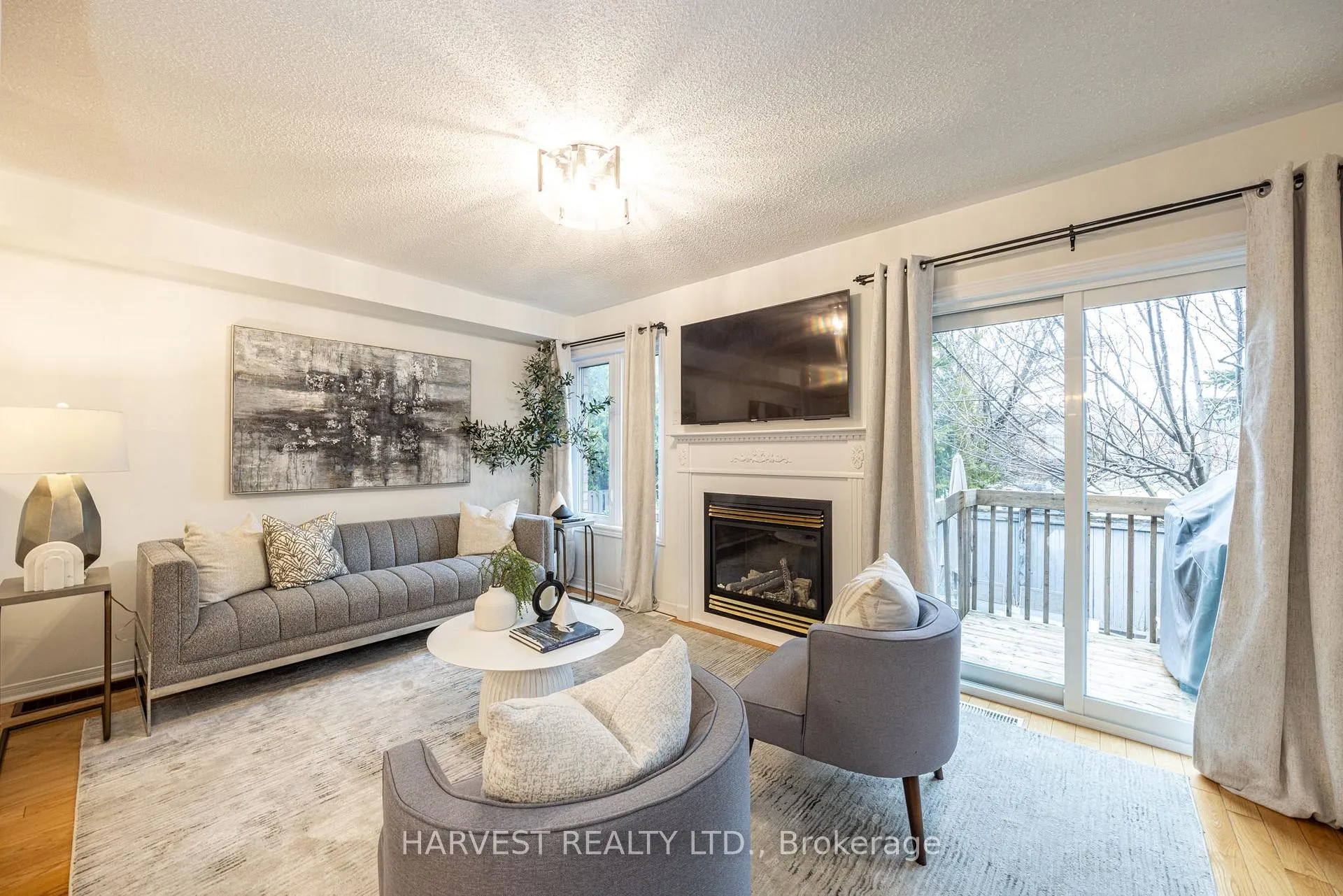 Photo 13 of 177 Vanguard Road, Vaughan, Patterson — HOMEH