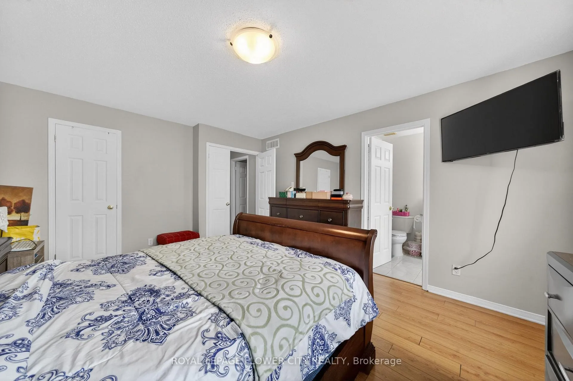 Photo 28 of 47 Inverkip Avenue, Ottawa, Hunt Club Park/Greenboro — HOMEH