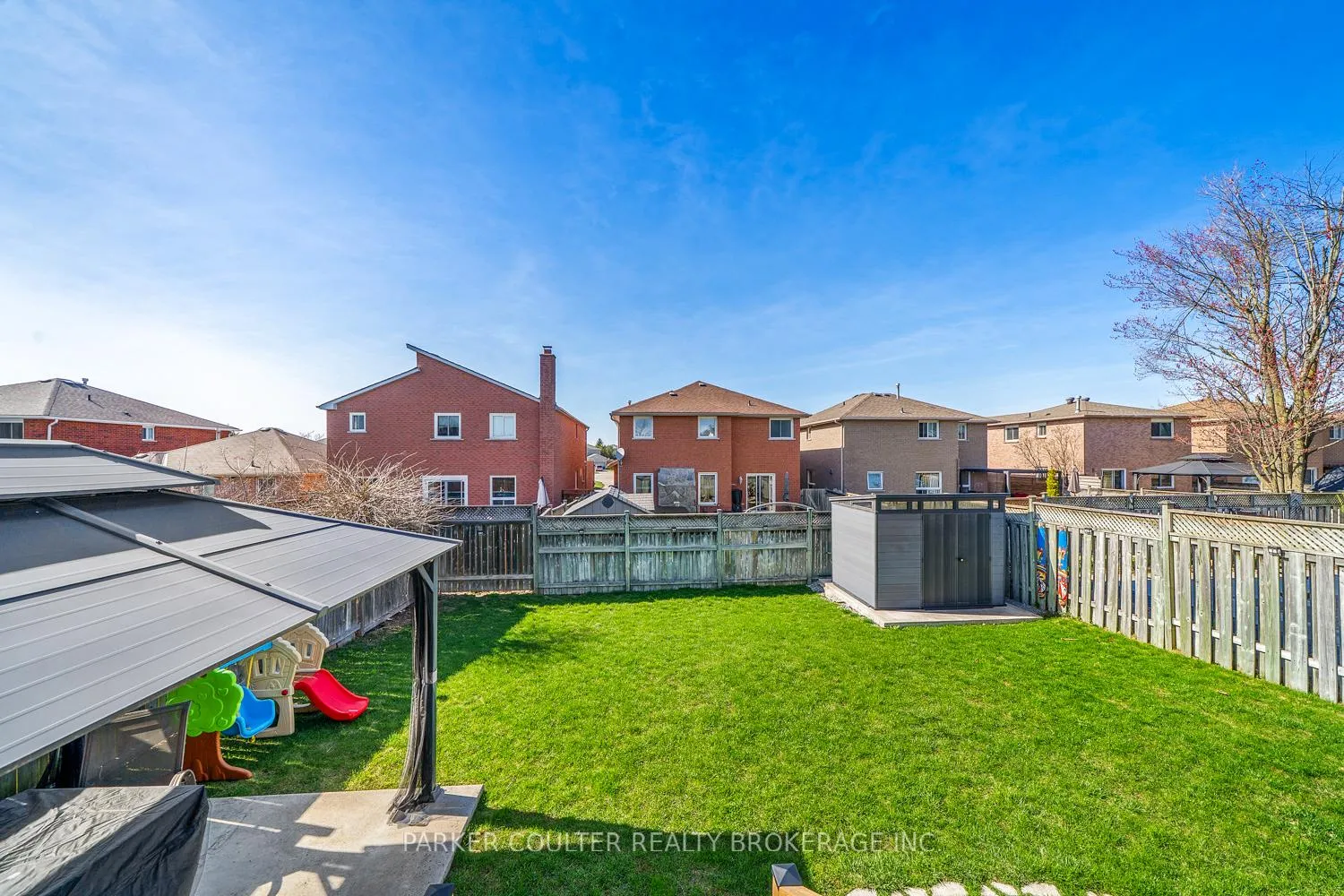 Photo 26 of 177 Burns Circle, Barrie, Northwest — HOMEH