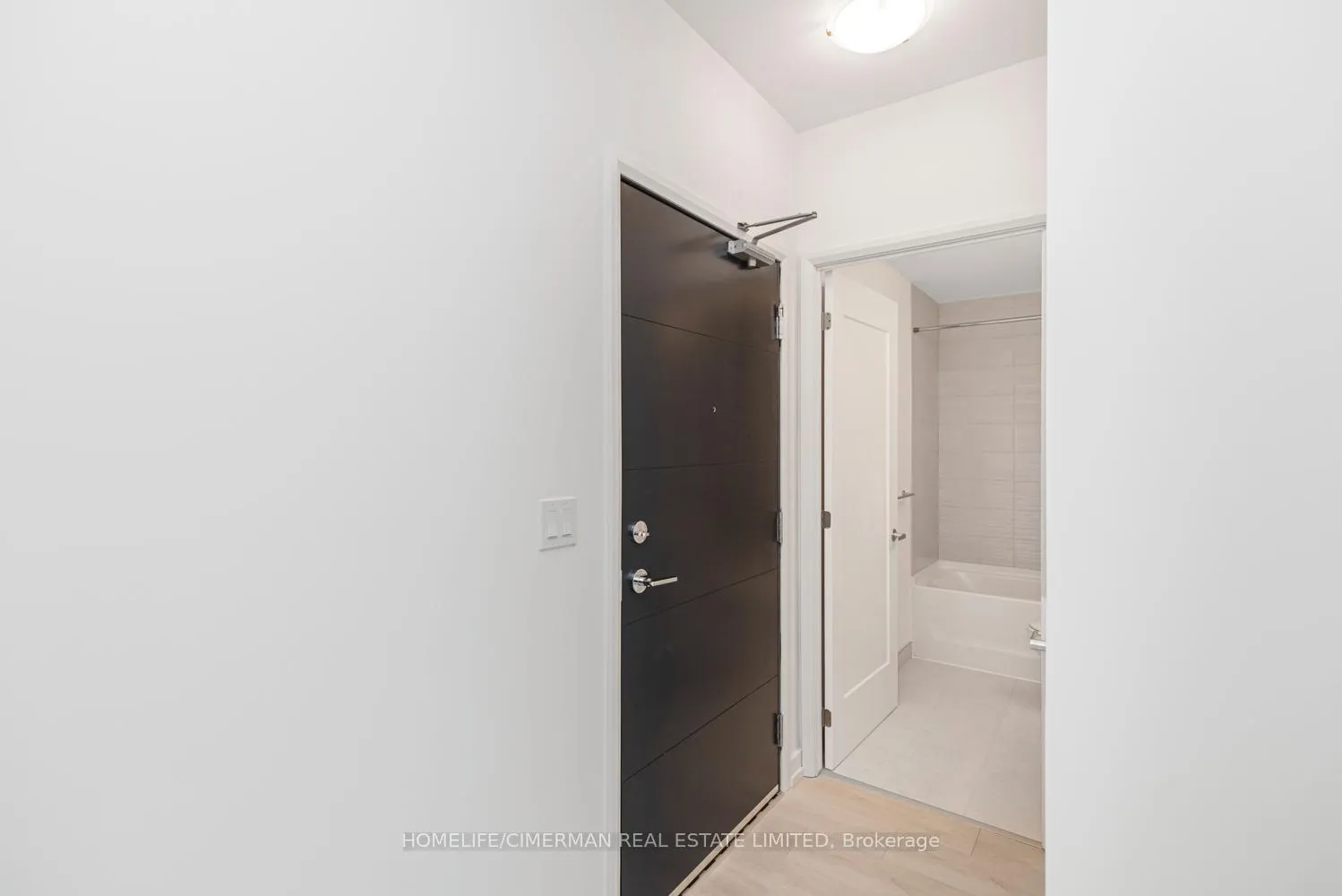 Photo 5 of Unit 2016, 75 James Street S, Hamilton, Corktown — HOMEH
