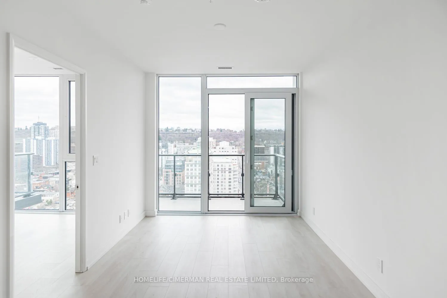 Photo 12 of Unit 2016, 75 James Street S, Hamilton, Corktown — HOMEH