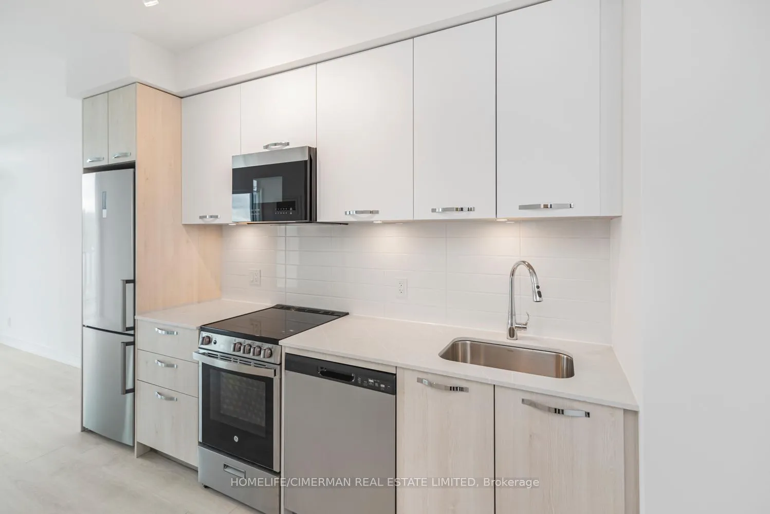 Photo 17 of Unit 2016, 75 James Street S, Hamilton, Corktown — HOMEH